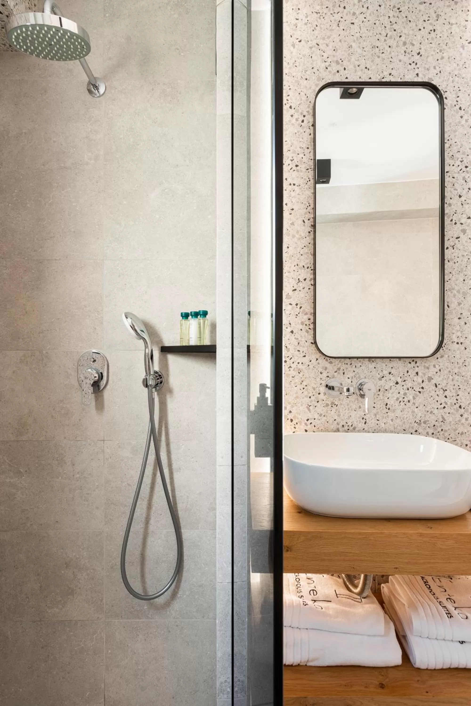 Shower in 11 Enteka Acropolis Suites