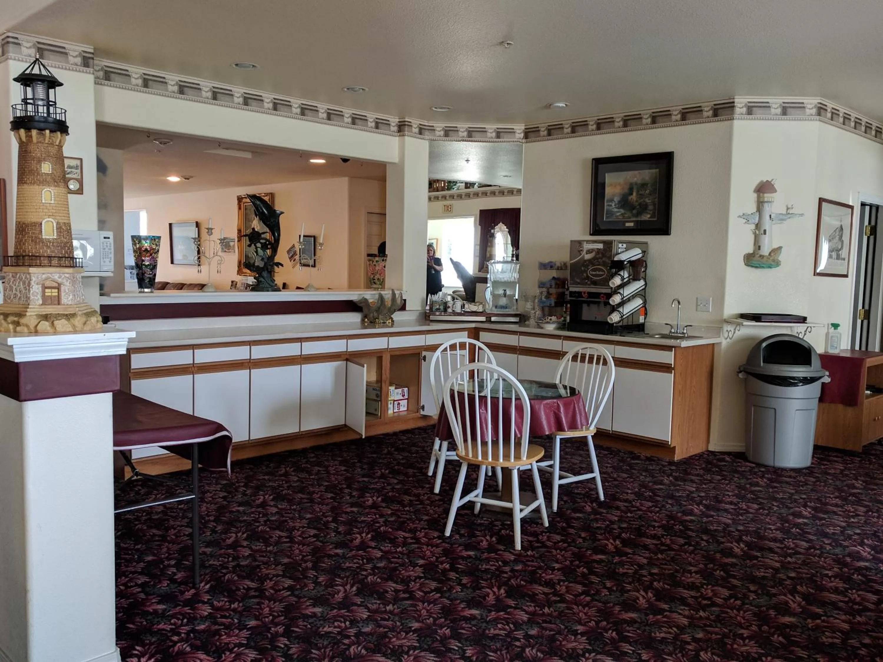 Breakfast in Lighthouse Inn