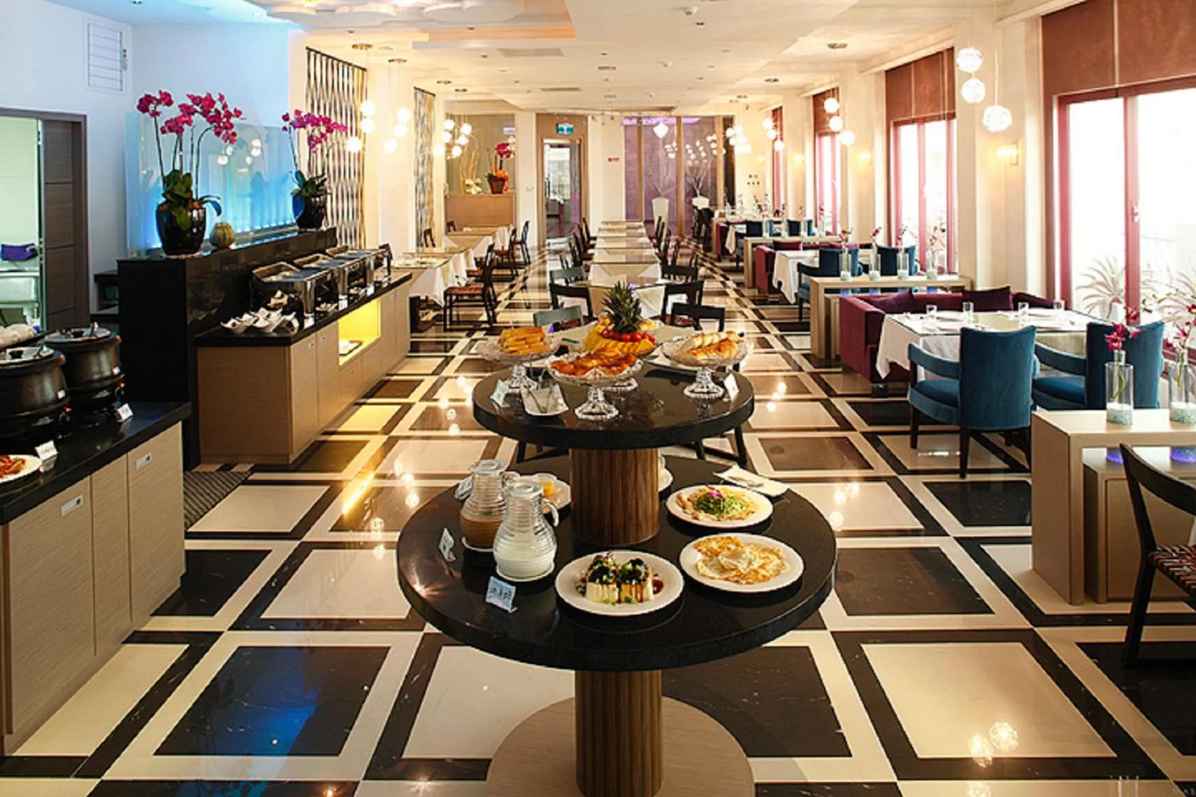 Continental breakfast in Dryad Motel