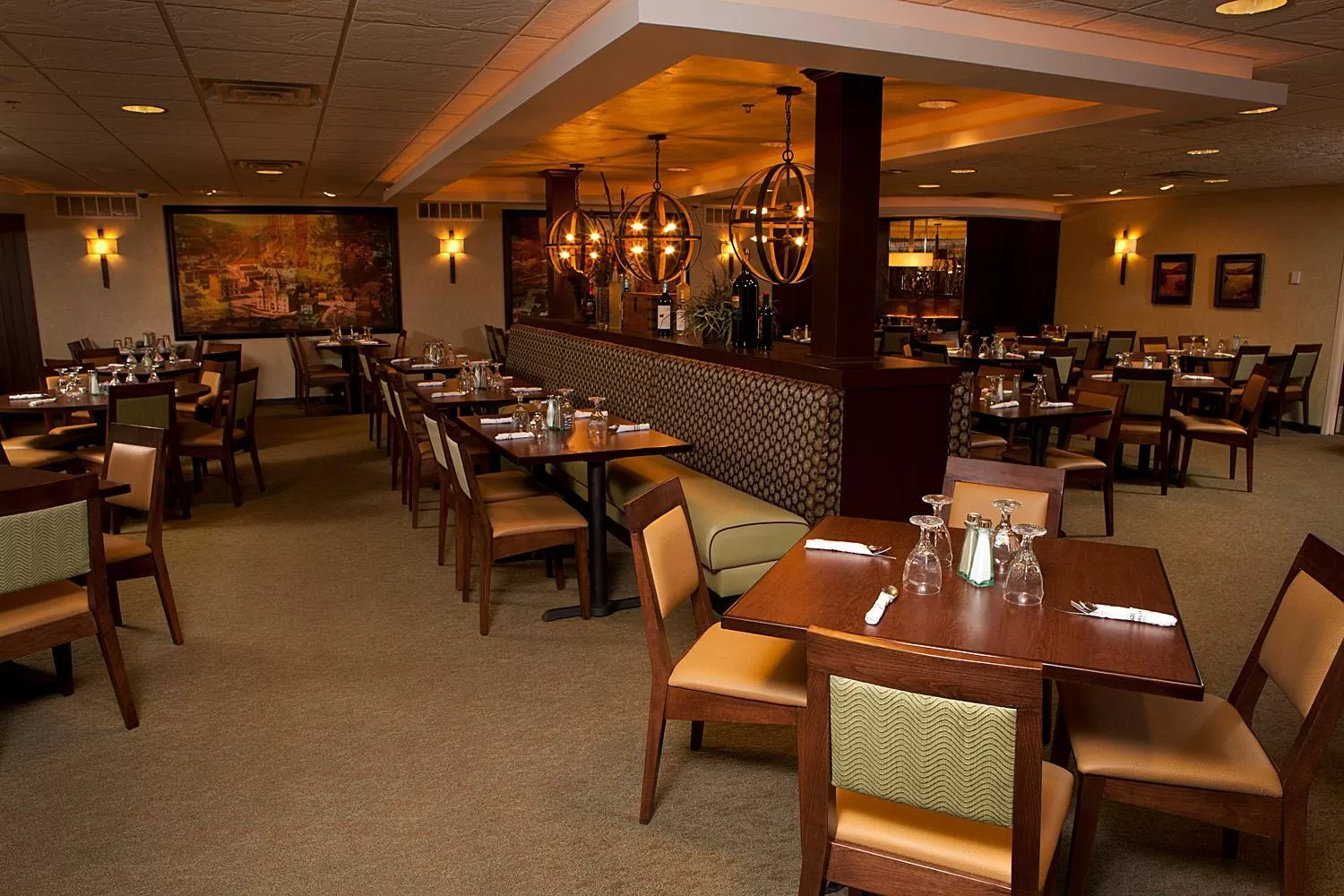 Restaurant/places to eat in Historic Franklin Hotel