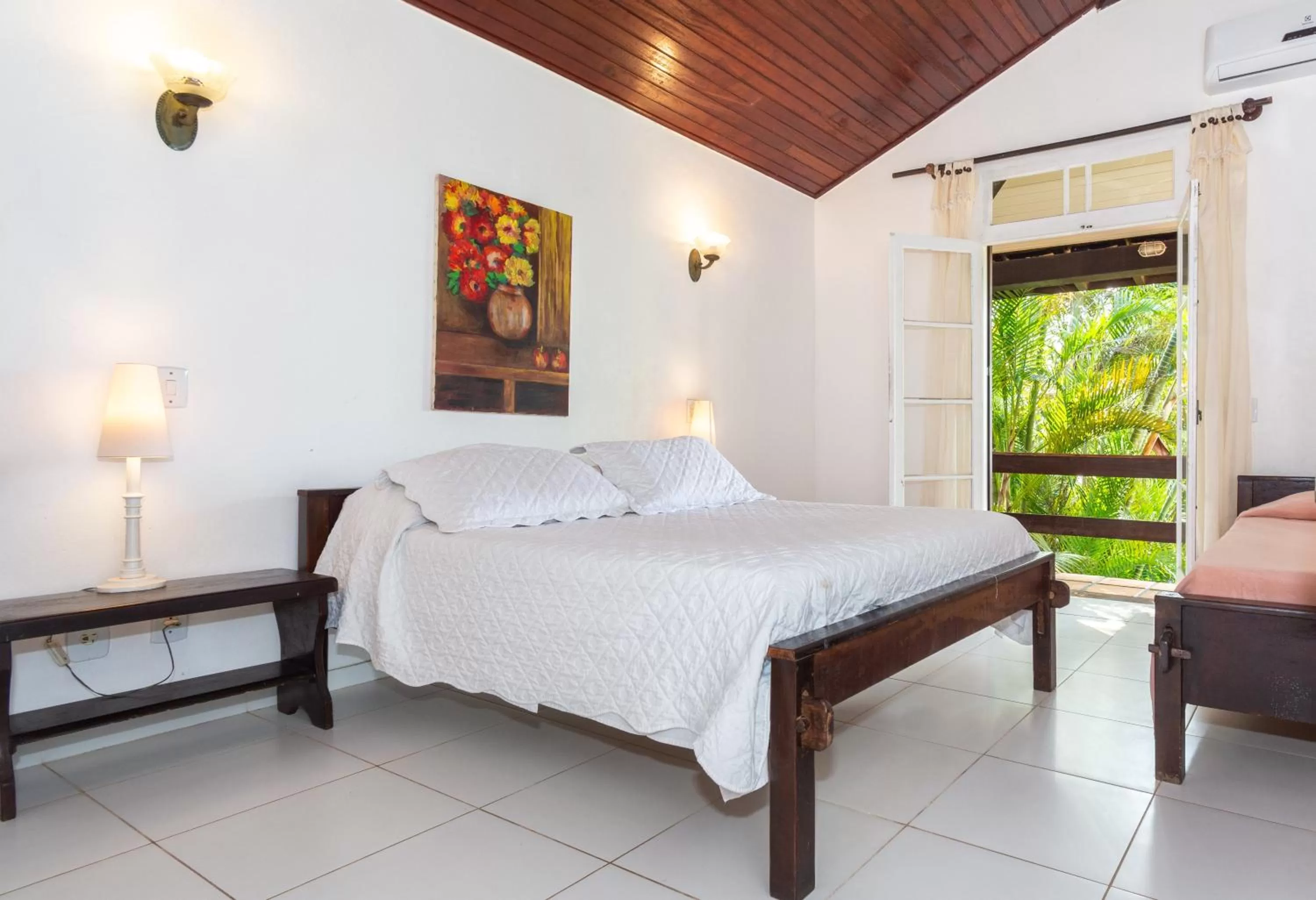 Photo of the whole room, Bed in Pousada Afrika