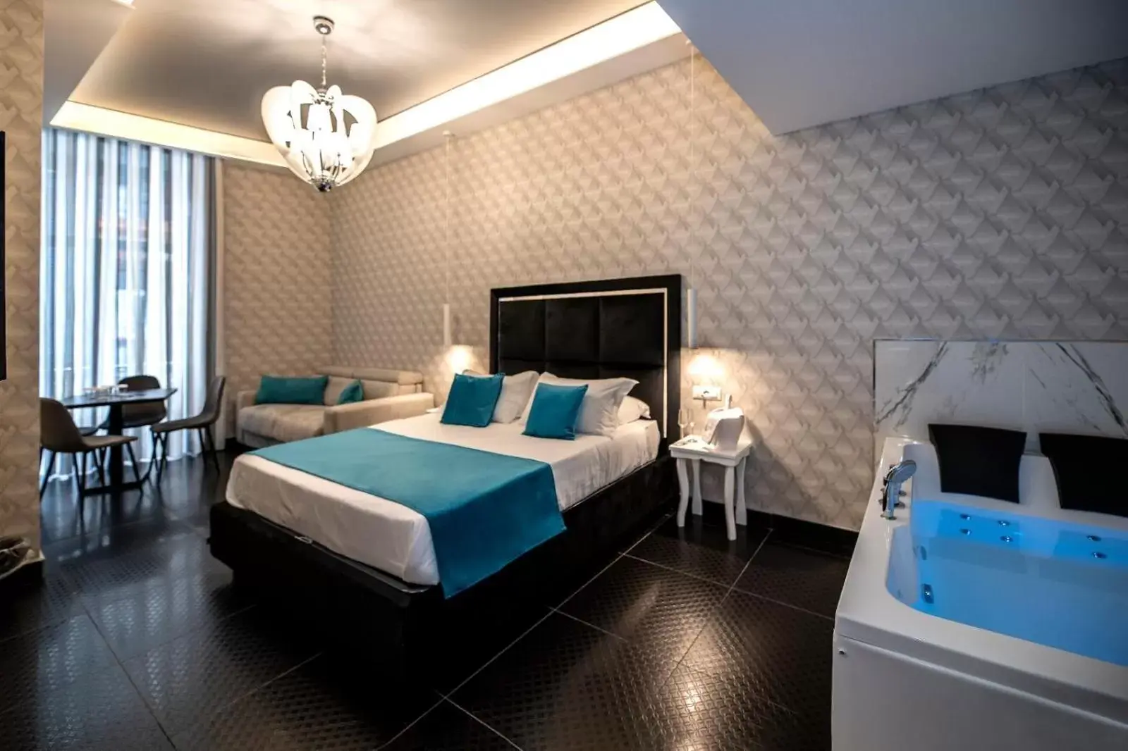 Luxury Quadruple Room in Luna Luxury Bed and Breakfast Luxury Quadruple Room in Luna Luxury Bed and Breakfast