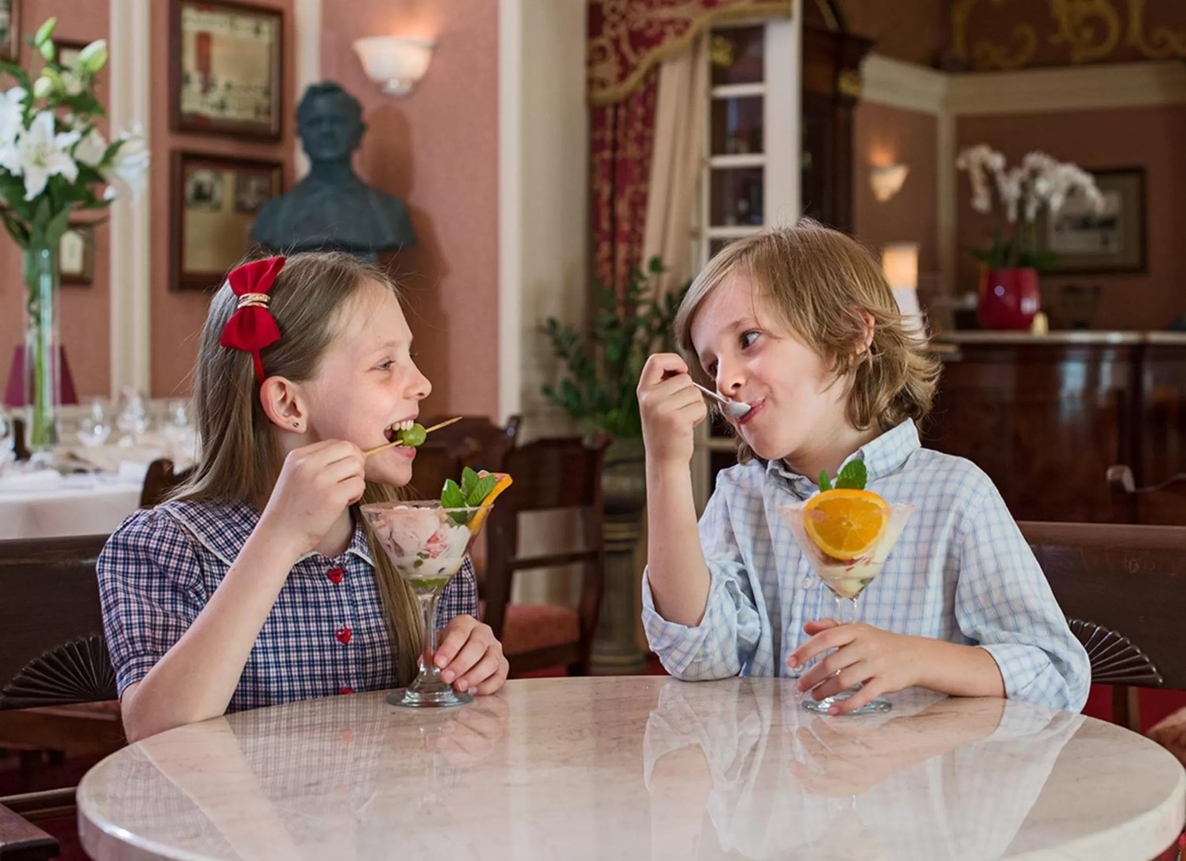 People in Grand Hotel