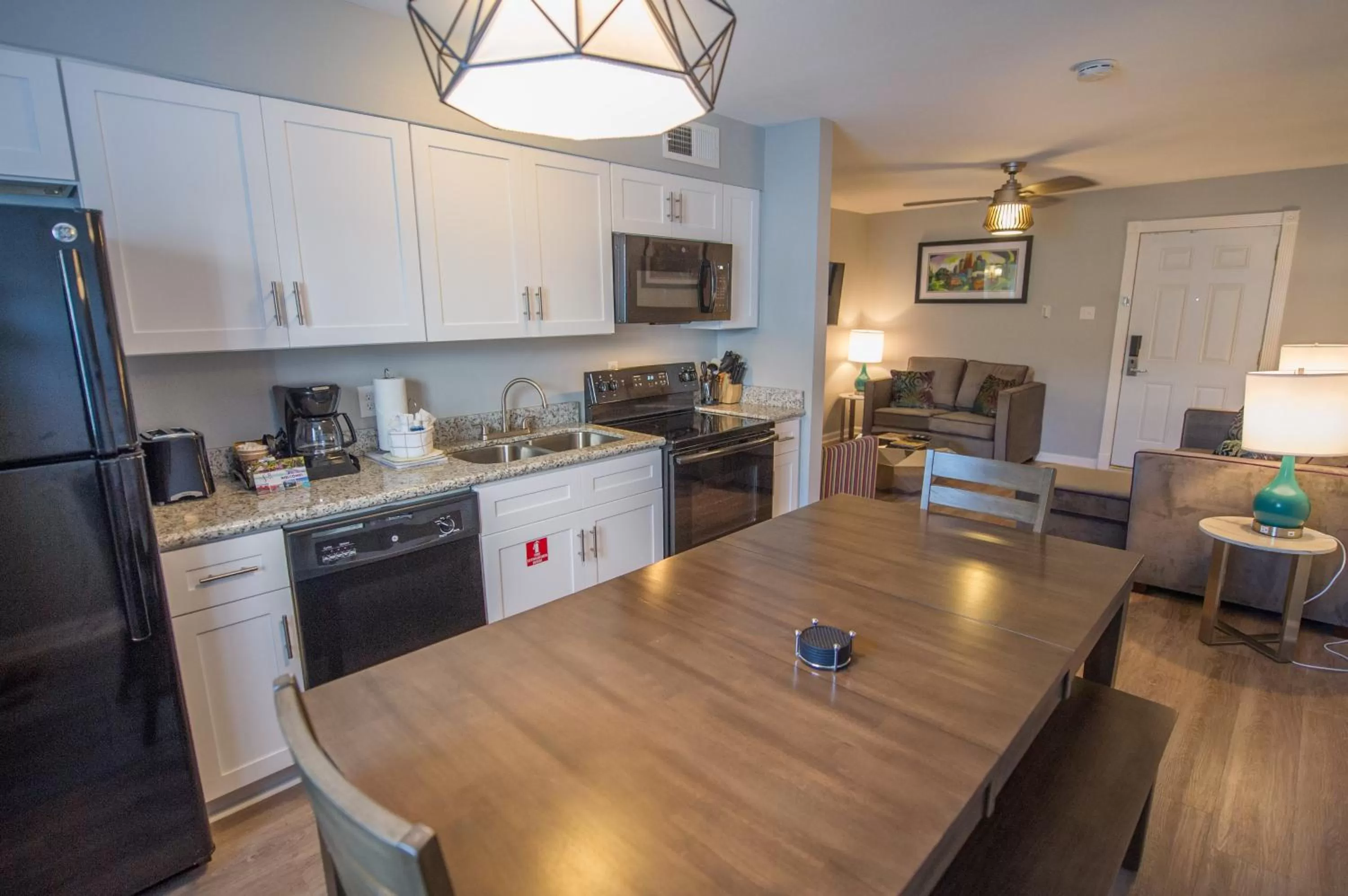 Kitchen or kitchenette, Kitchen/Kitchenette in Frenchmen Orleans at 519, Ascend Hotel Collection