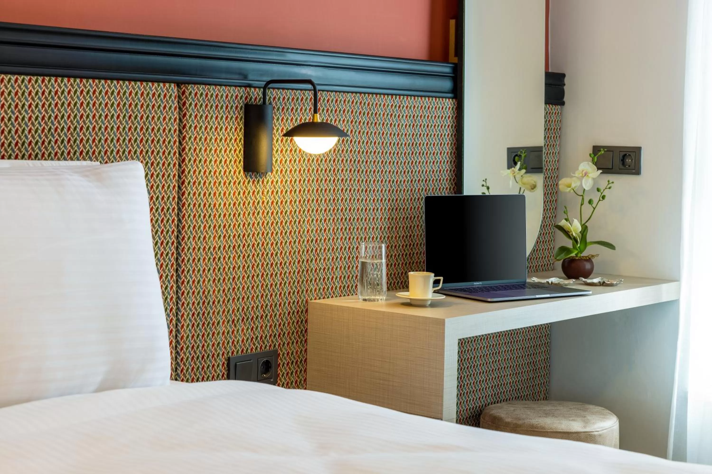 Bed in BayMari Suites City Life