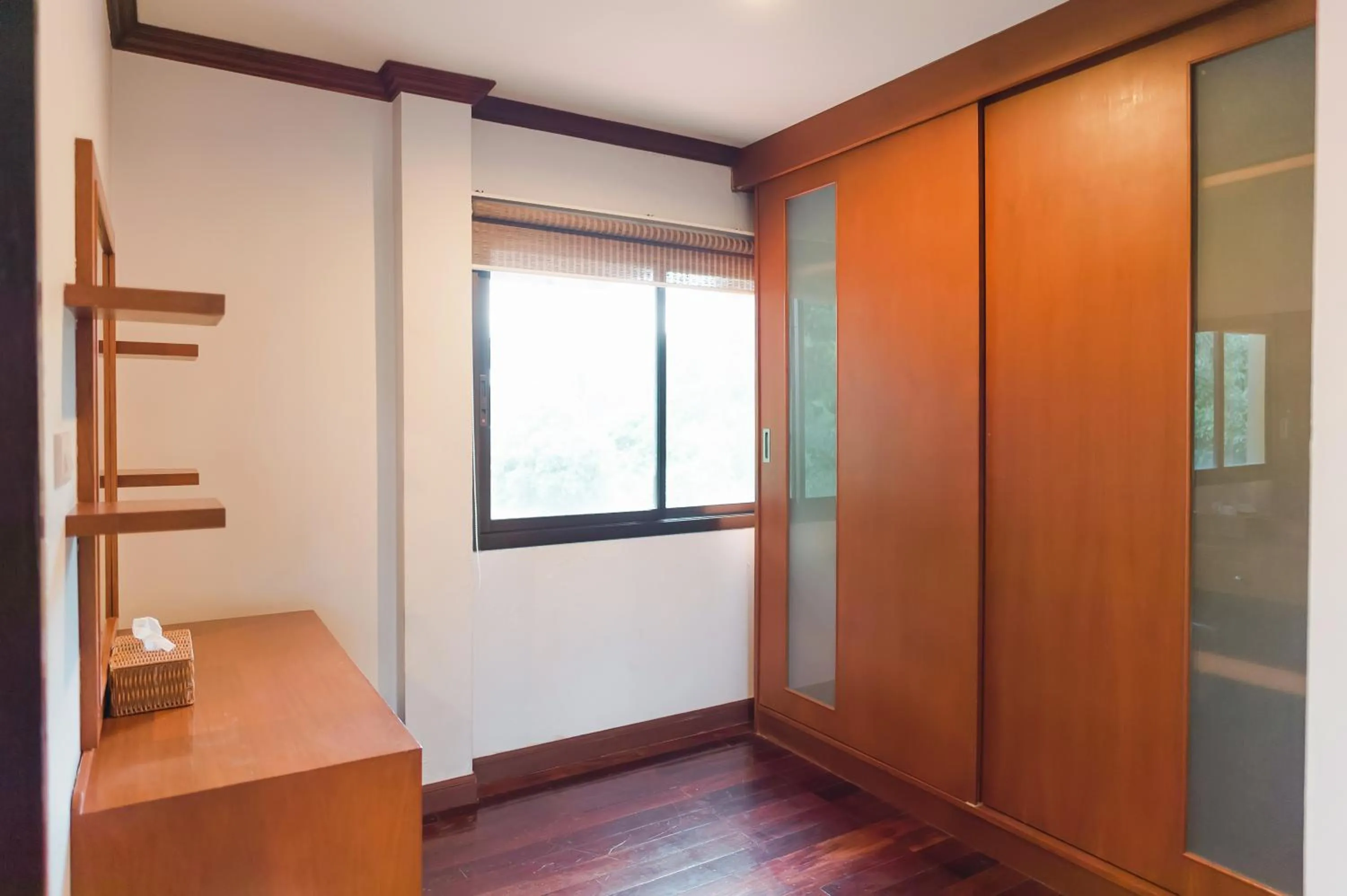 wardrobe in Siray Green Resort