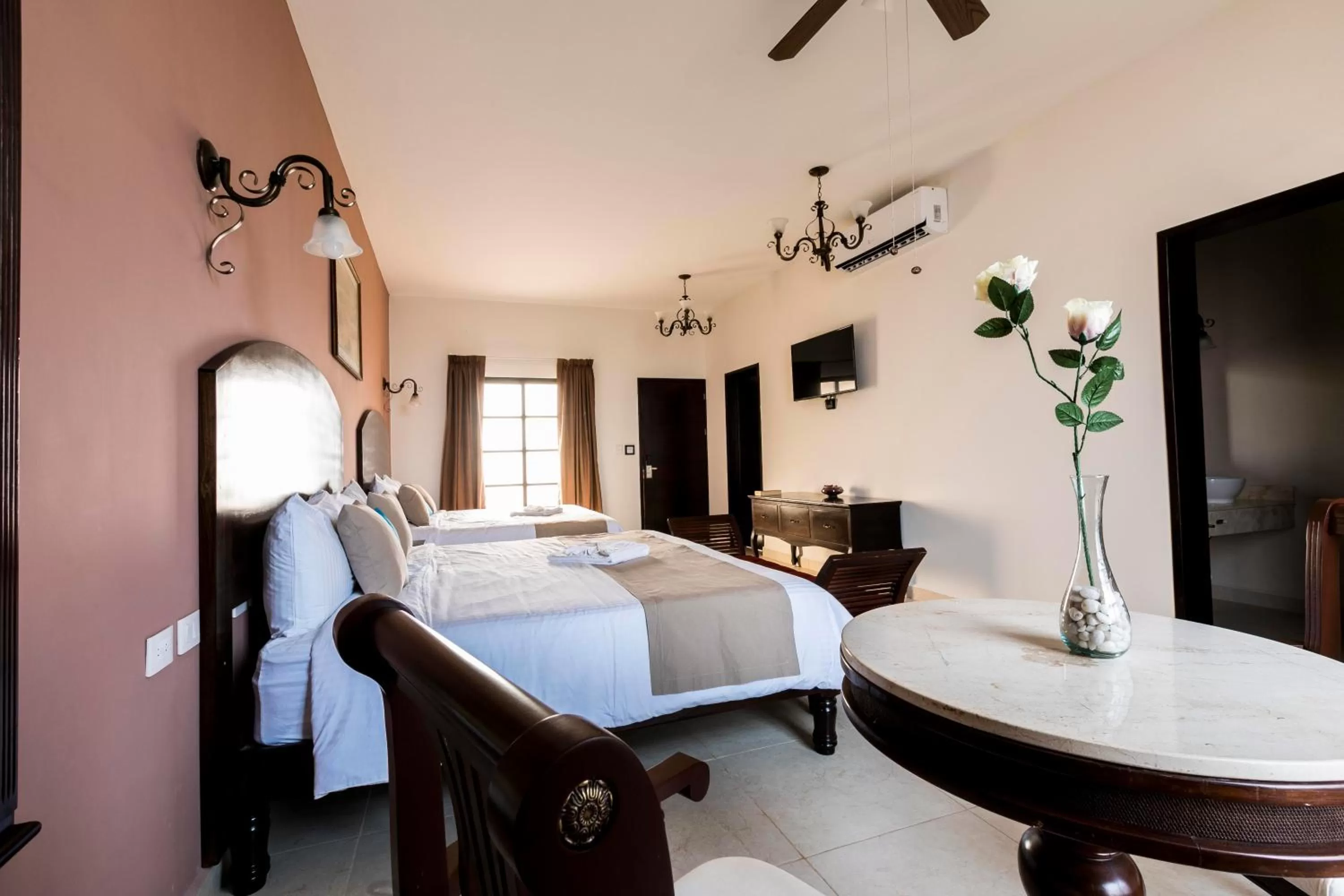 Photo of the whole room, Bed in Hotel Los Frailes, Valladolid, Yucatán