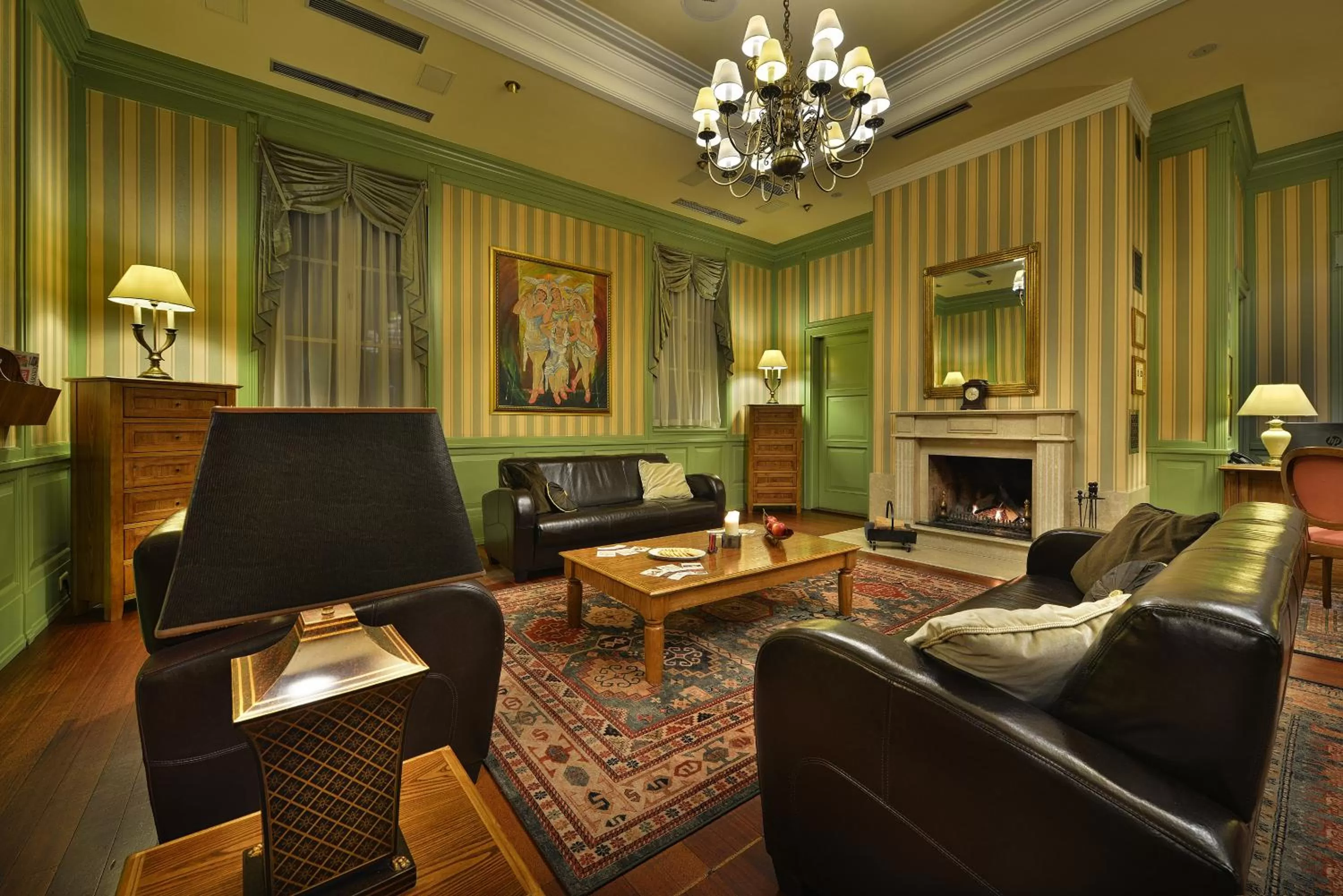 Lobby or reception in Marrol's Boutique Hotel