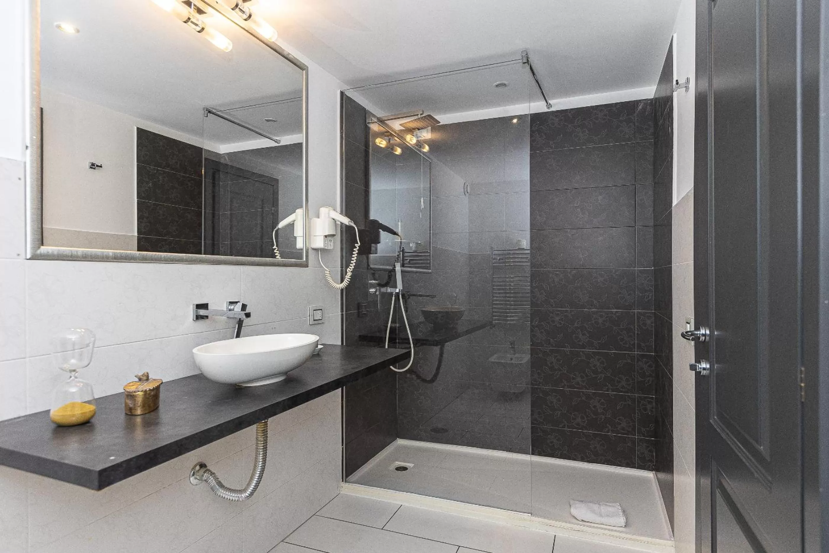 Bathroom in Hotel Castellino Roma