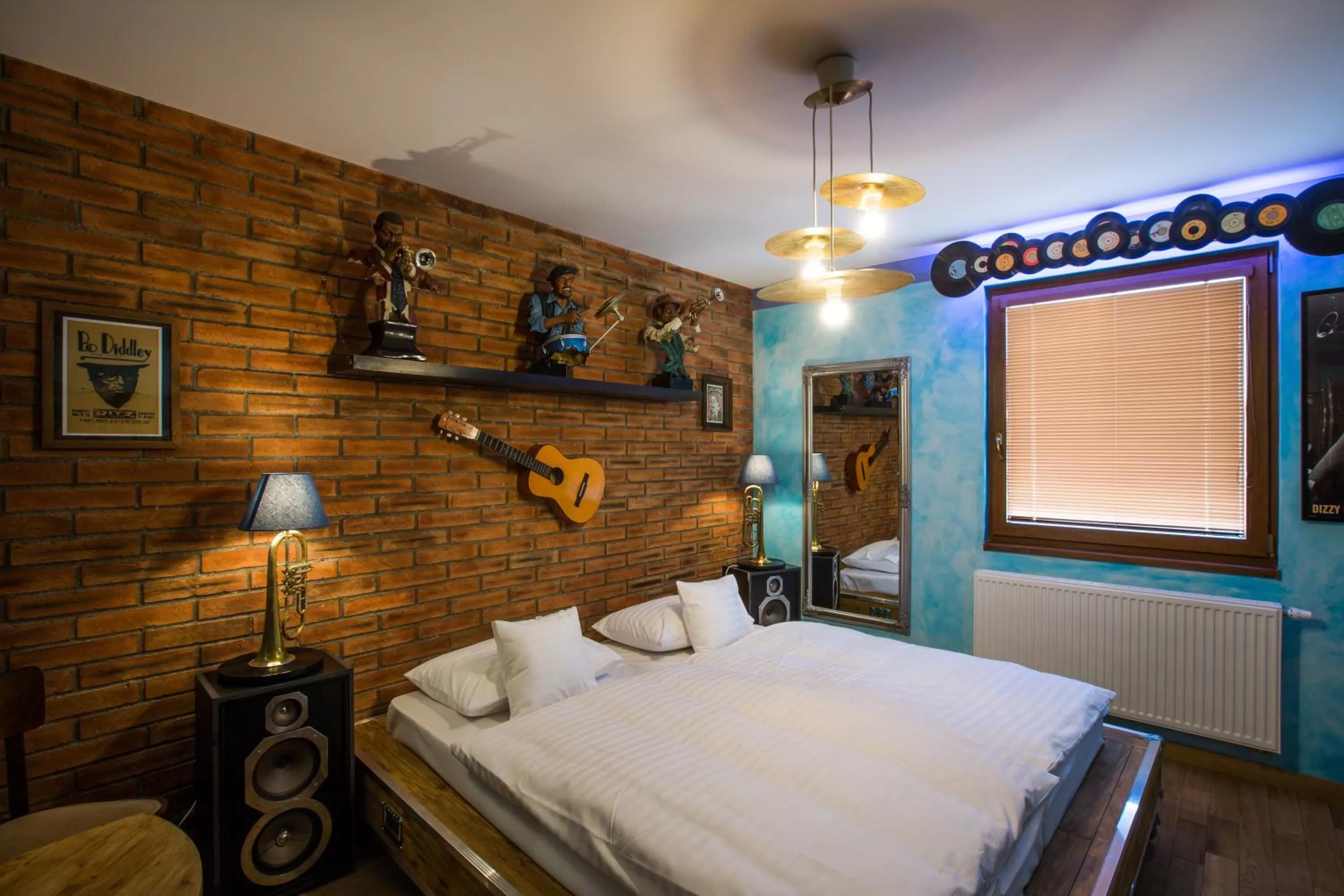 Bedroom, Bed in Retro hotel Garage