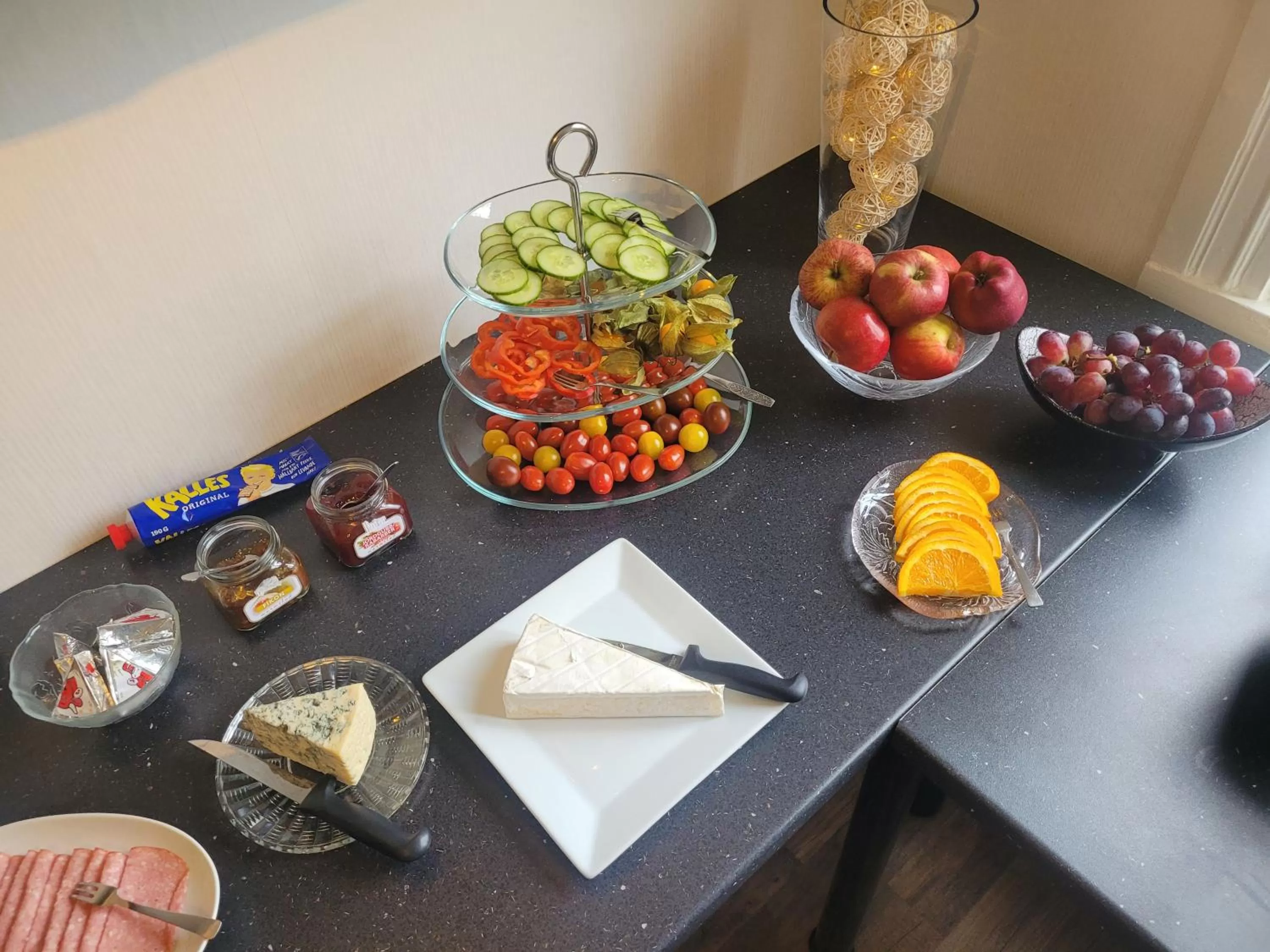 Breakfast in KvarnDammens Bed & Breakfast