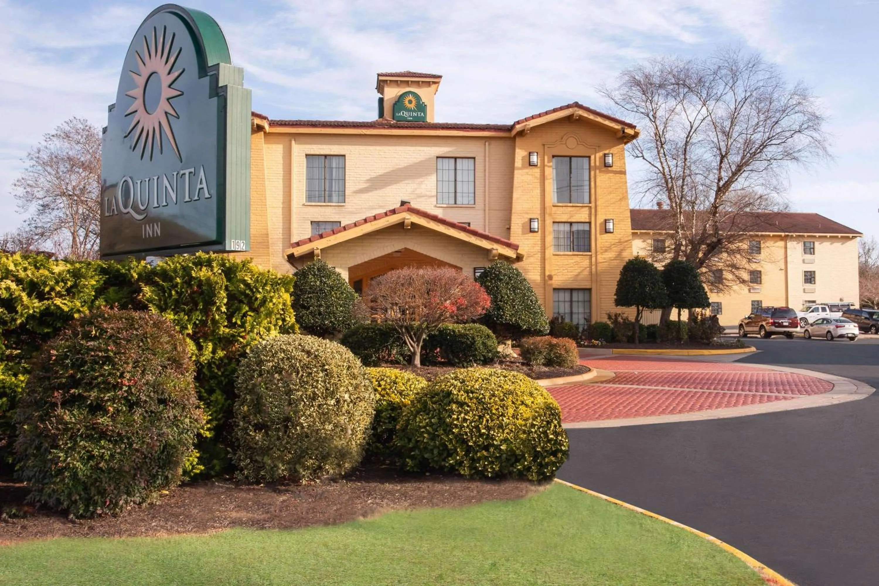 Property building in La Quinta Inn by Wyndham Norfolk Virginia Beach
