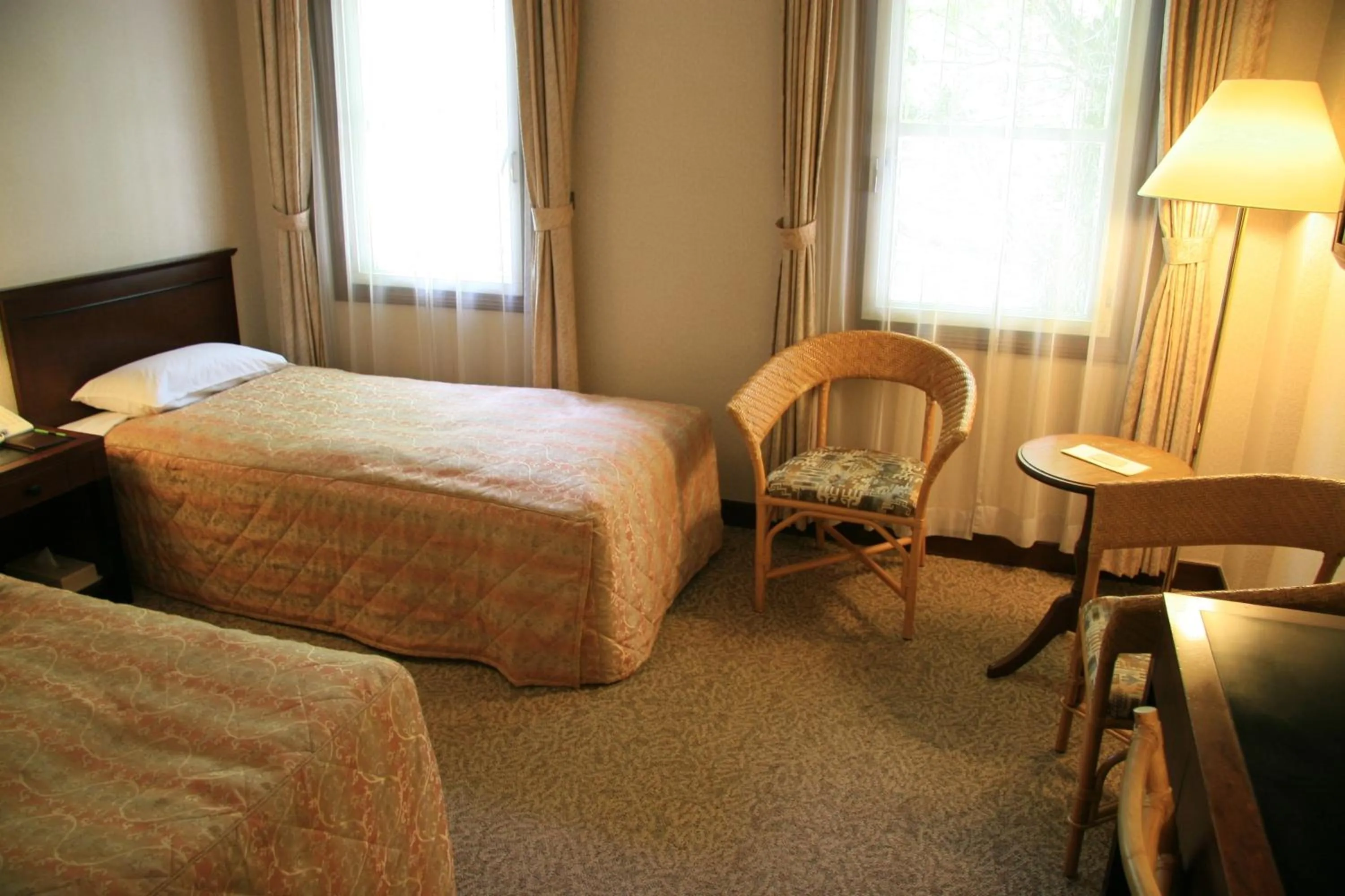 Photo of the whole room, Bed in Kyu Karuizawa Hotel Otowa No Mori