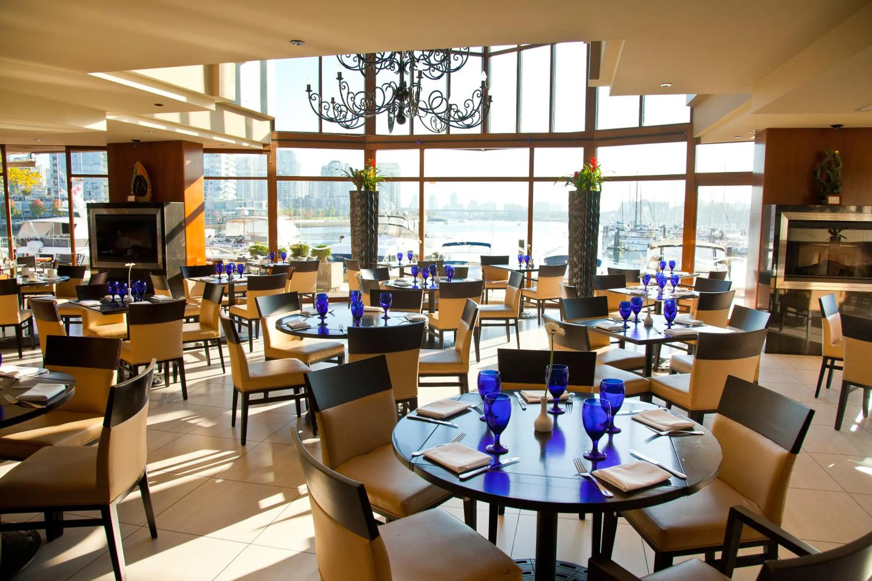 Restaurant/places to eat in Granville Island Hotel