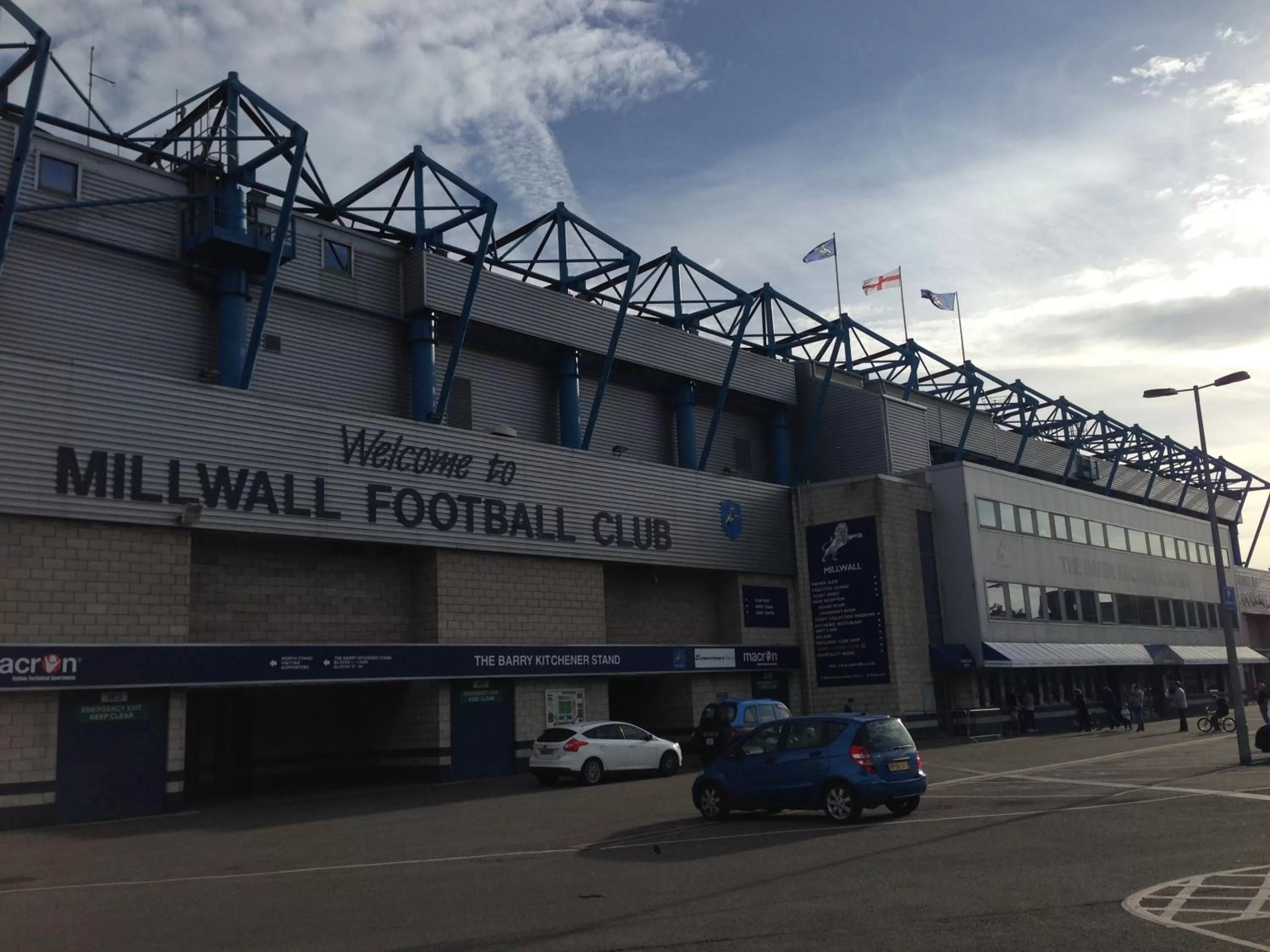 Nearby landmark in Hour Glass Hotel