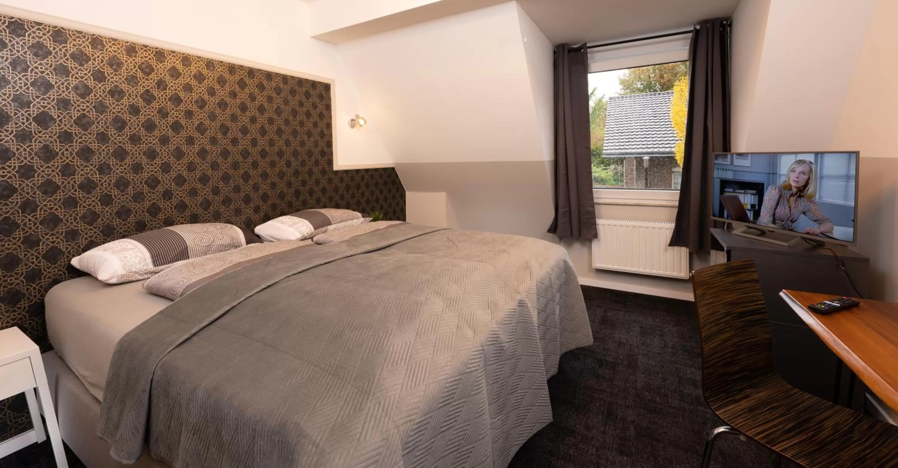 Bed in Hotel Burgblick