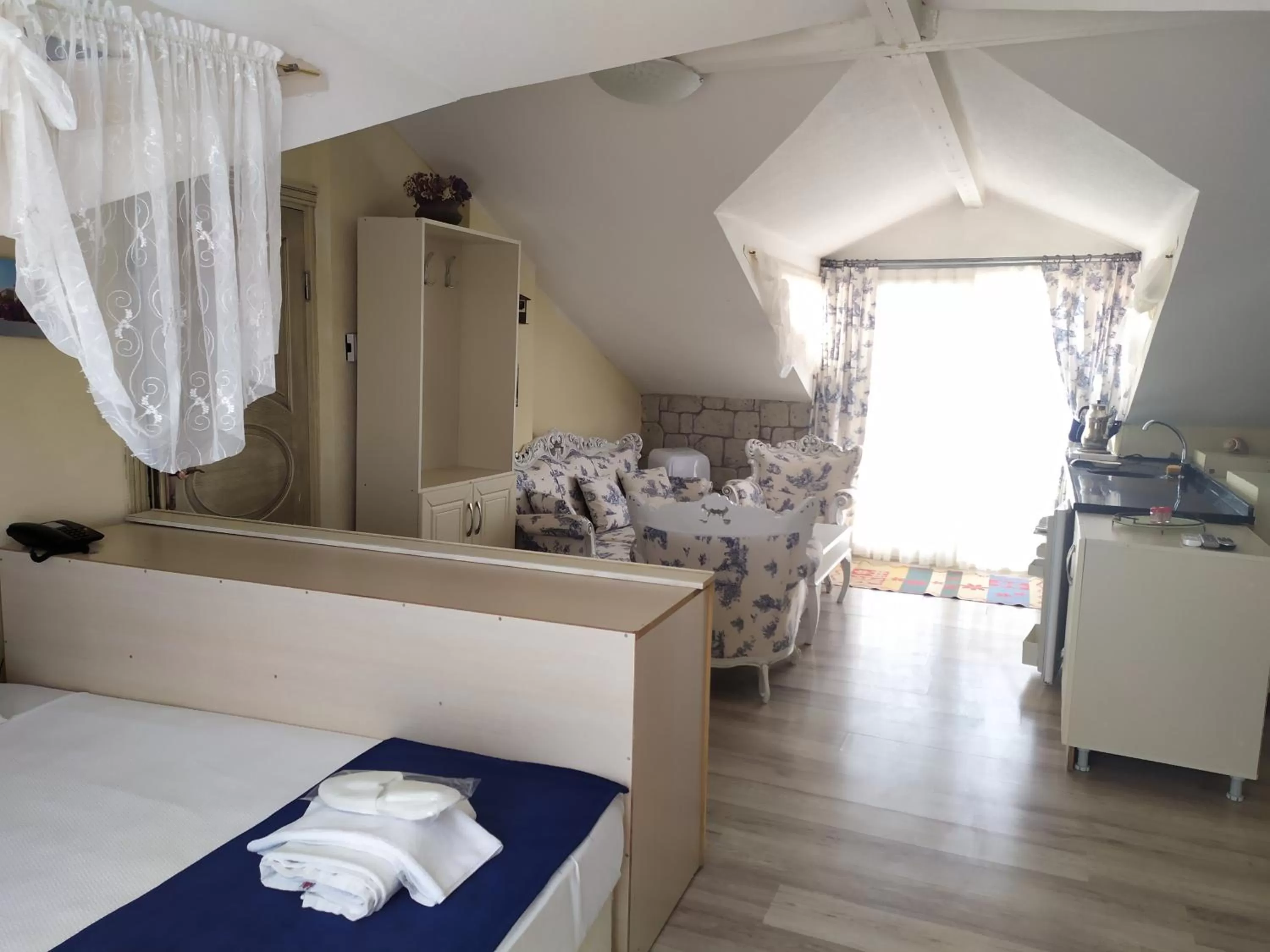 Kitchen/Kitchenette in Dolina Hotel