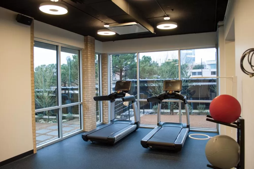 Fitness centre/facilities in Lorenzo Hotel Dallas, Tapestry Collection by Hilton