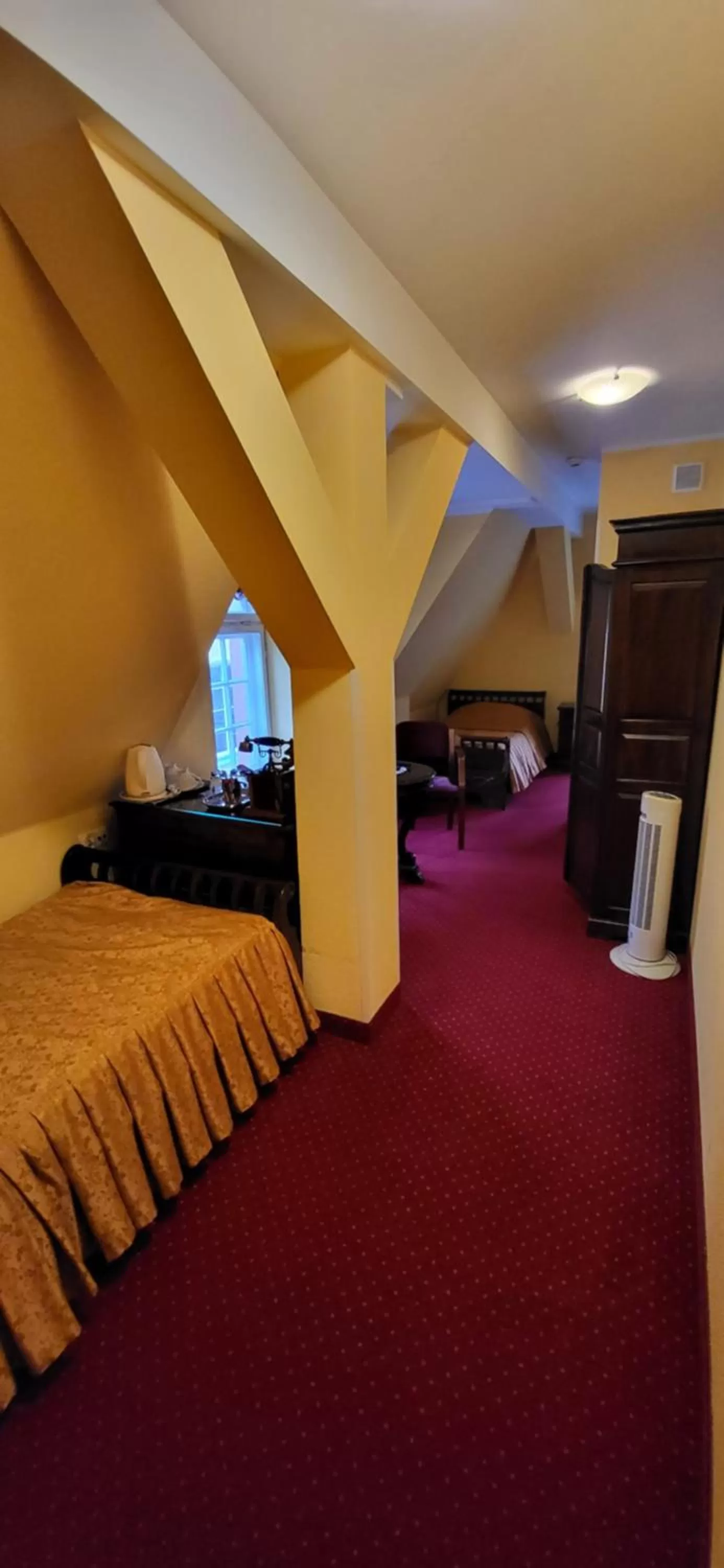 Bed in Dom Schumannów