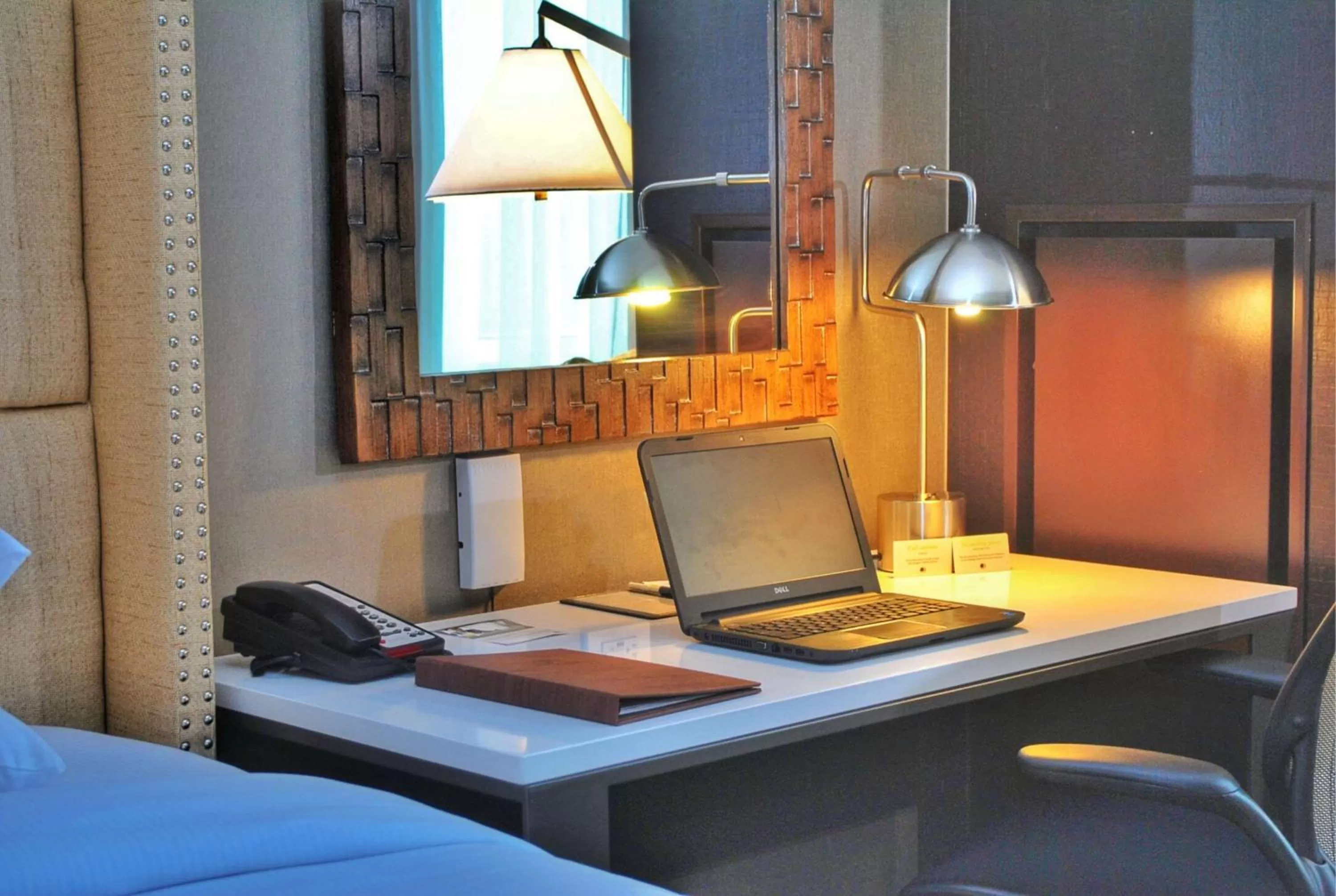 Bed in DoubleTree by Hilton Hotel Reading