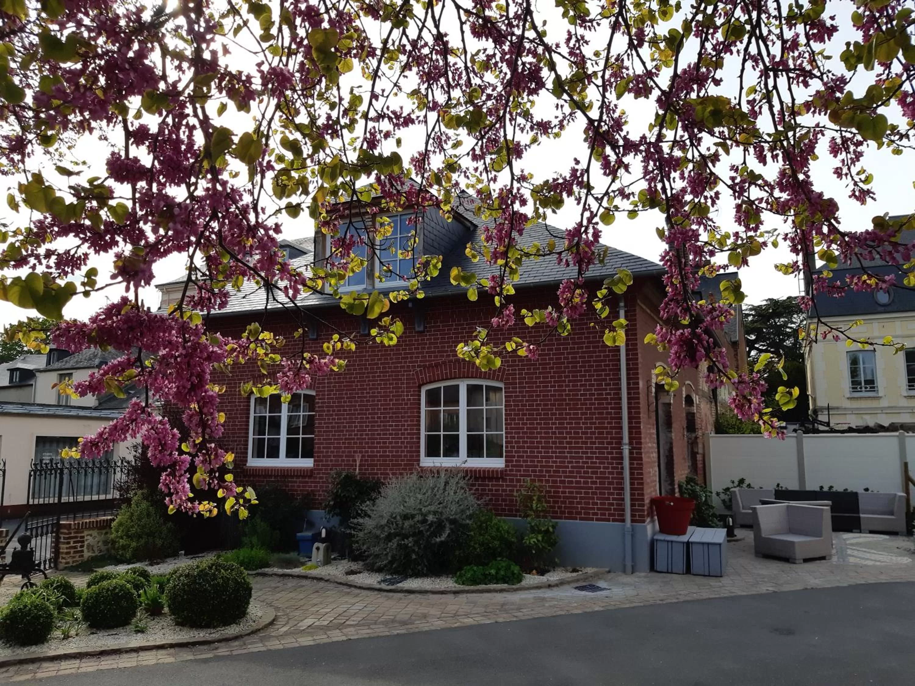 Off site in Hotel et Spa Le Lion d'Or