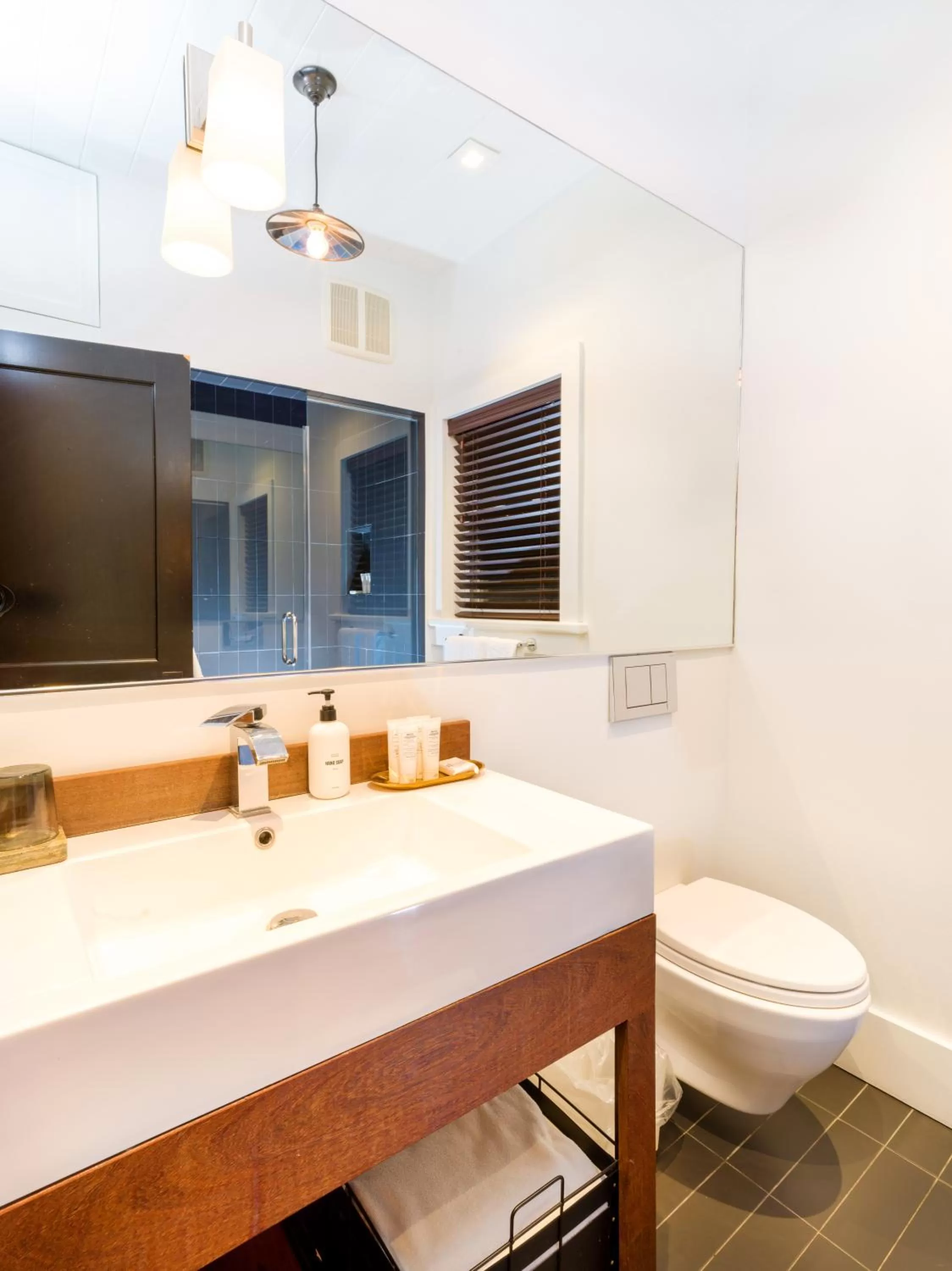 Bathroom in American Beech Hotel
