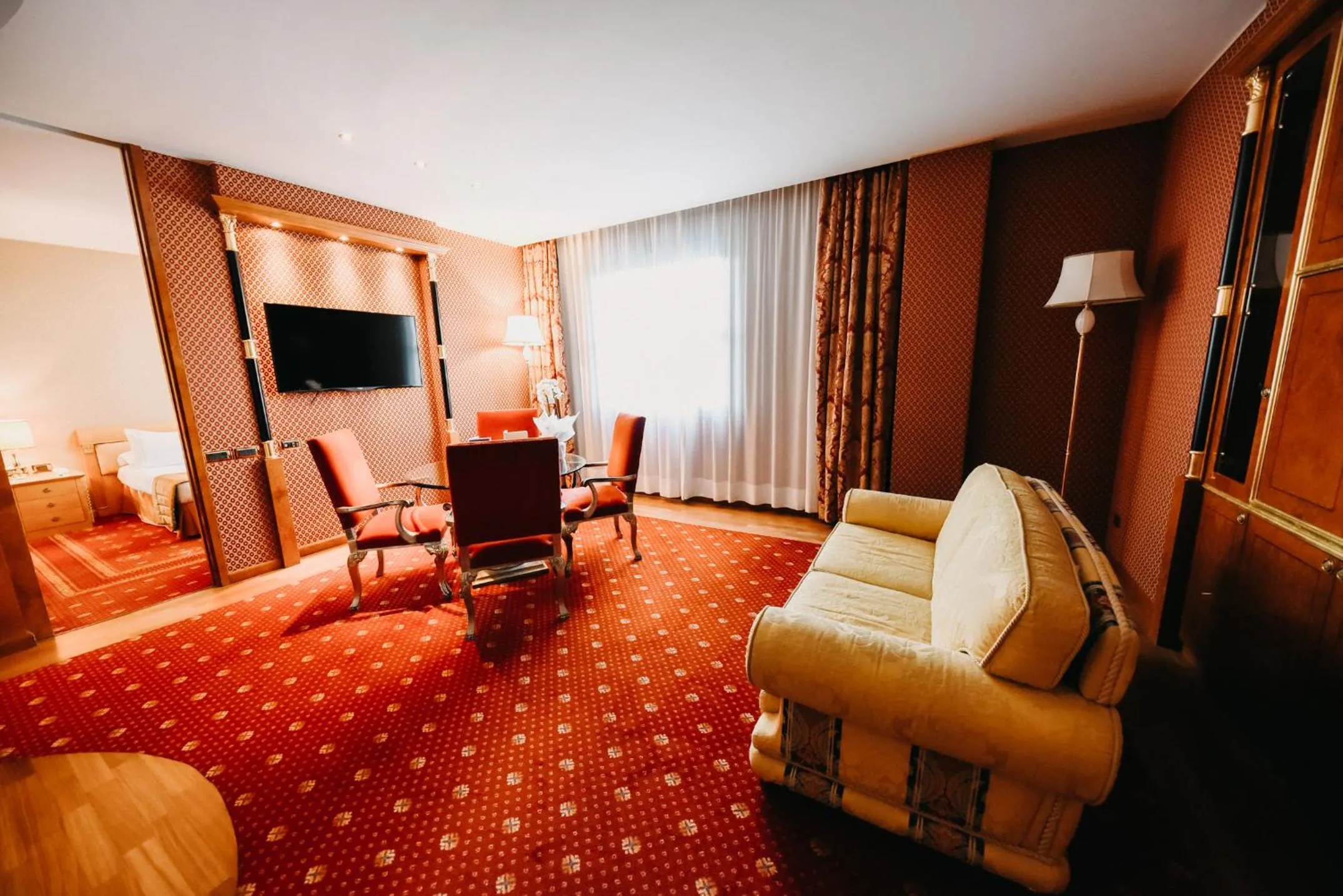 TV and multimedia in SHG Hotel Antonella