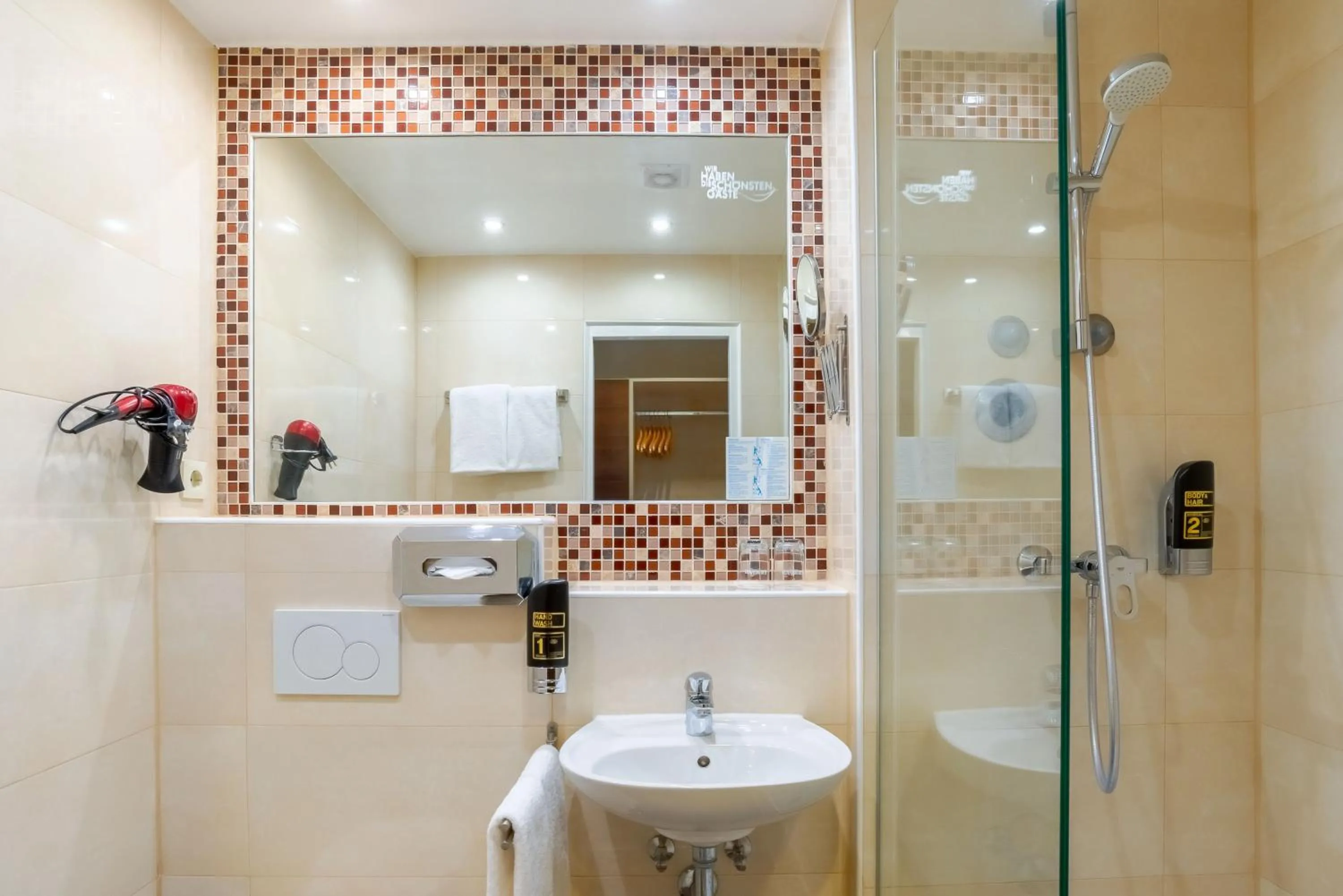 Bathroom in Hotel Astor