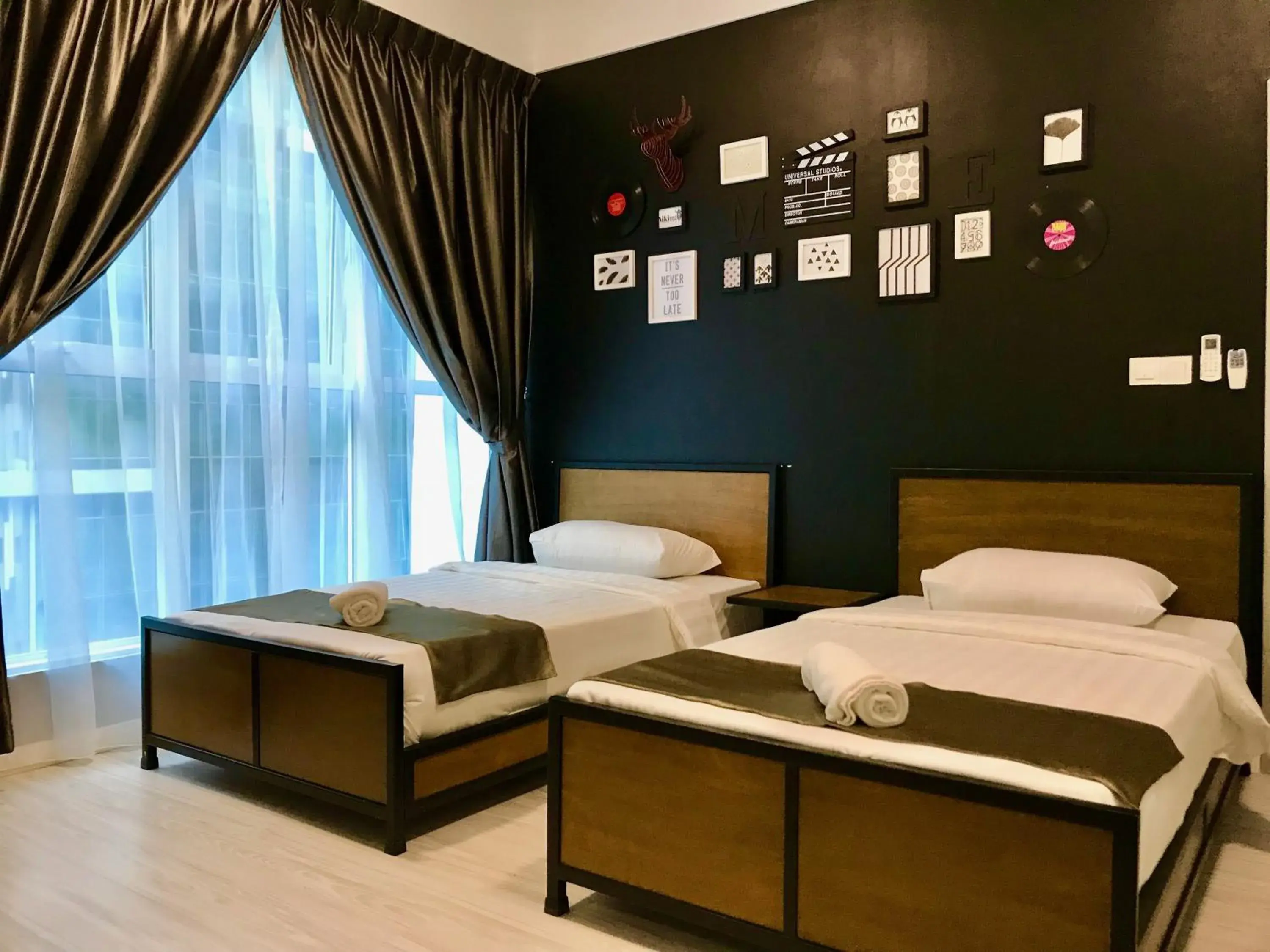 Exclusive Family Three-Bedroom Apartment in Sunset Seaview Vacation Condos @ Infinity Avenue Exclusive Family Three-Bedroom Apartment in Sunset Seaview Vacation Condos @ Infinity Avenue