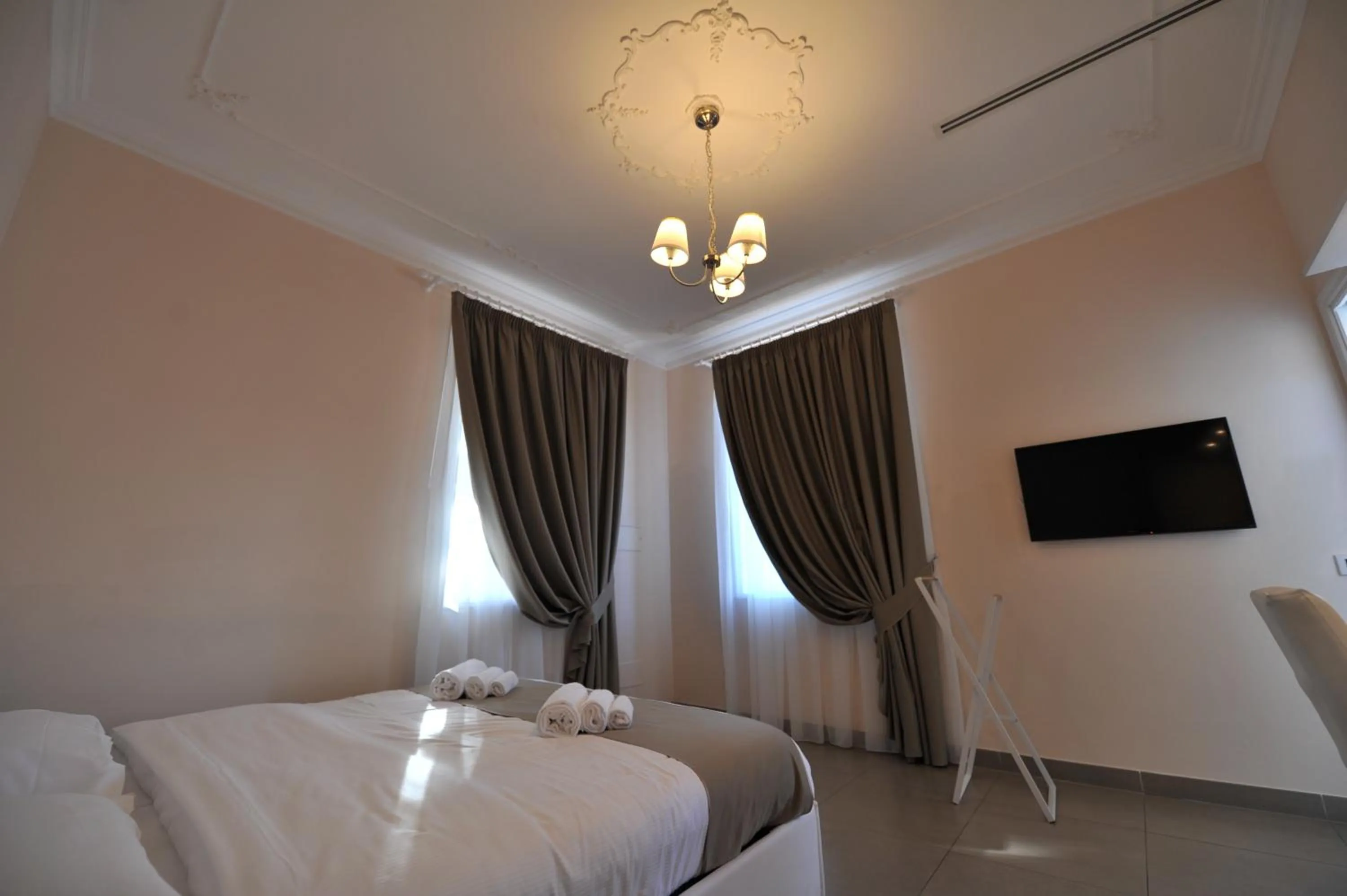 Photo of the whole room, Bed in Villa Zaccardi
