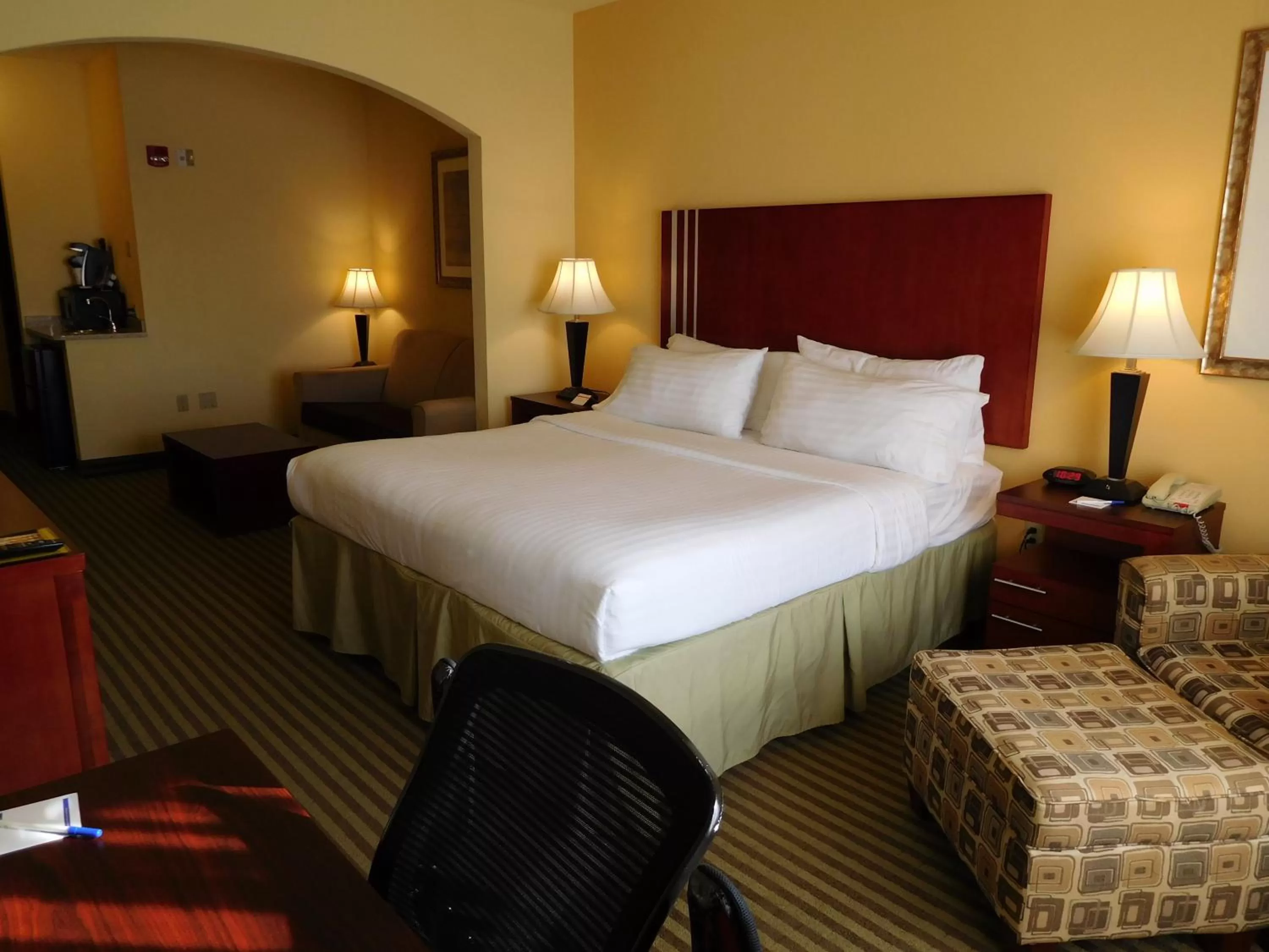 Bedroom, Bed in Holiday Inn Express Ponca City by IHG