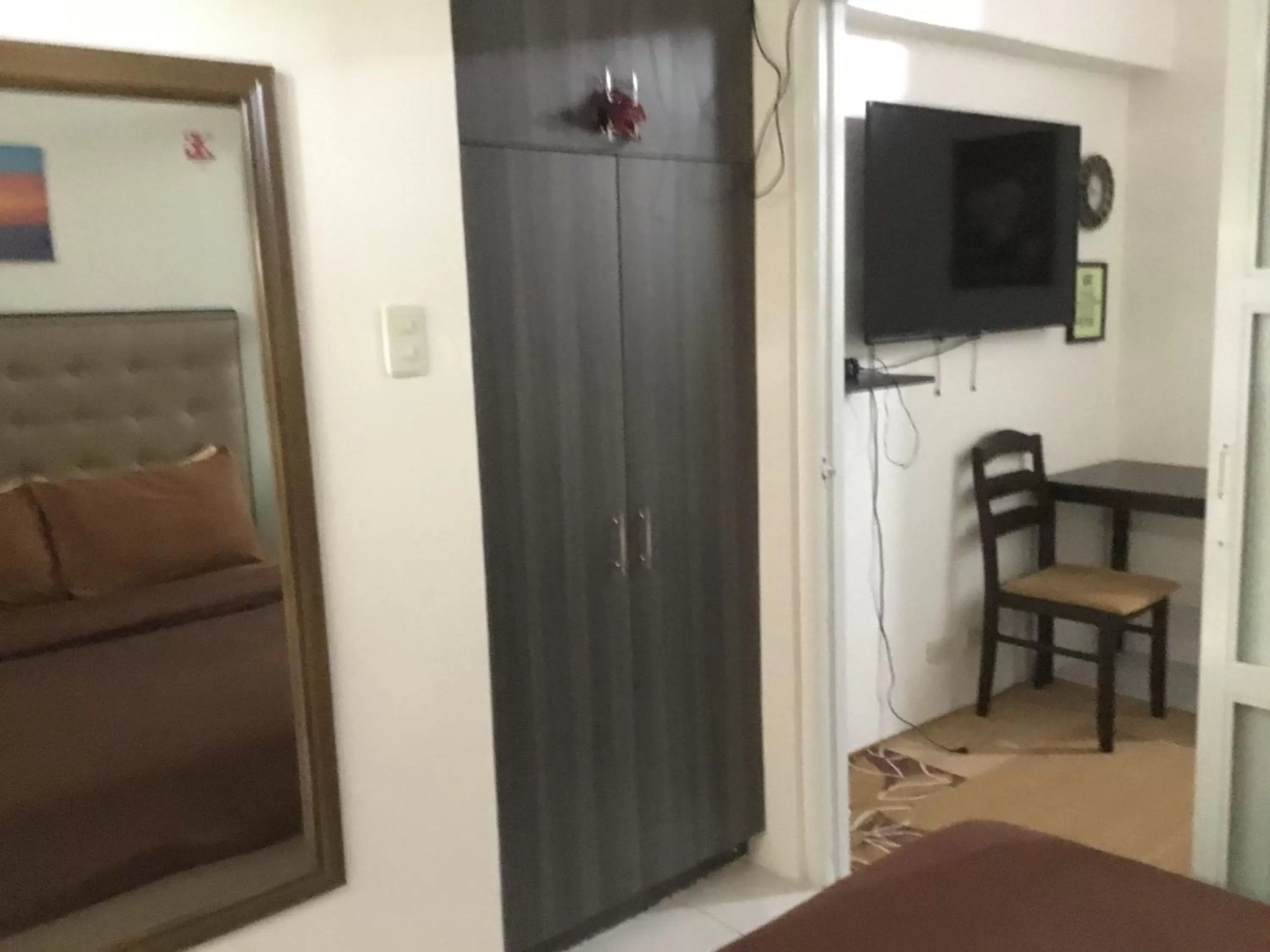 Bed in Condo with Free Swimming Pool & Viewing Deck