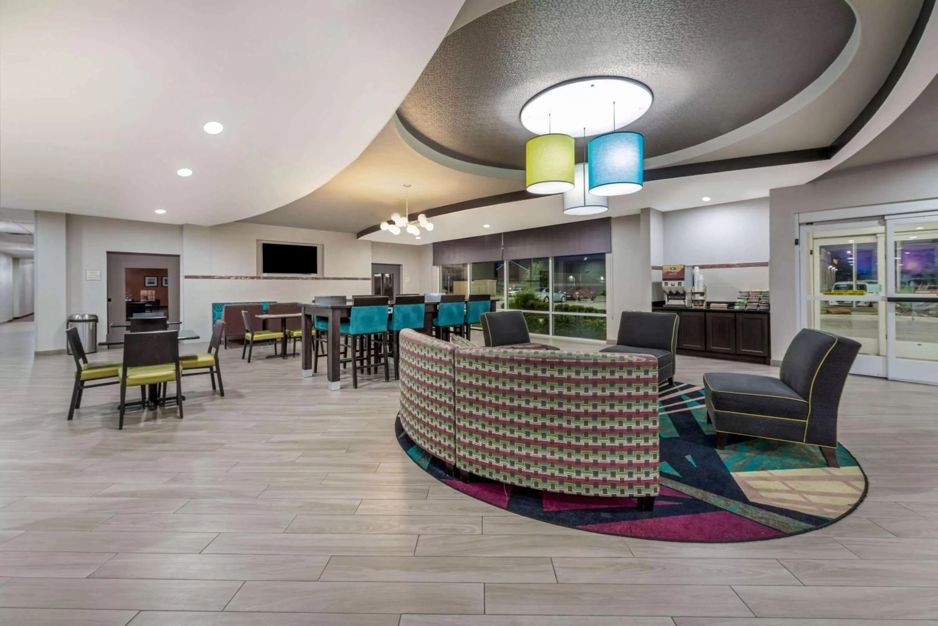 Lobby or reception in La Quinta by Wyndham Houston Humble Atascocita