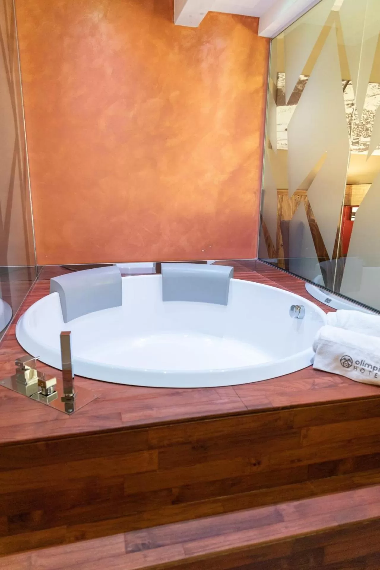 Bath in Olimpia Hotel