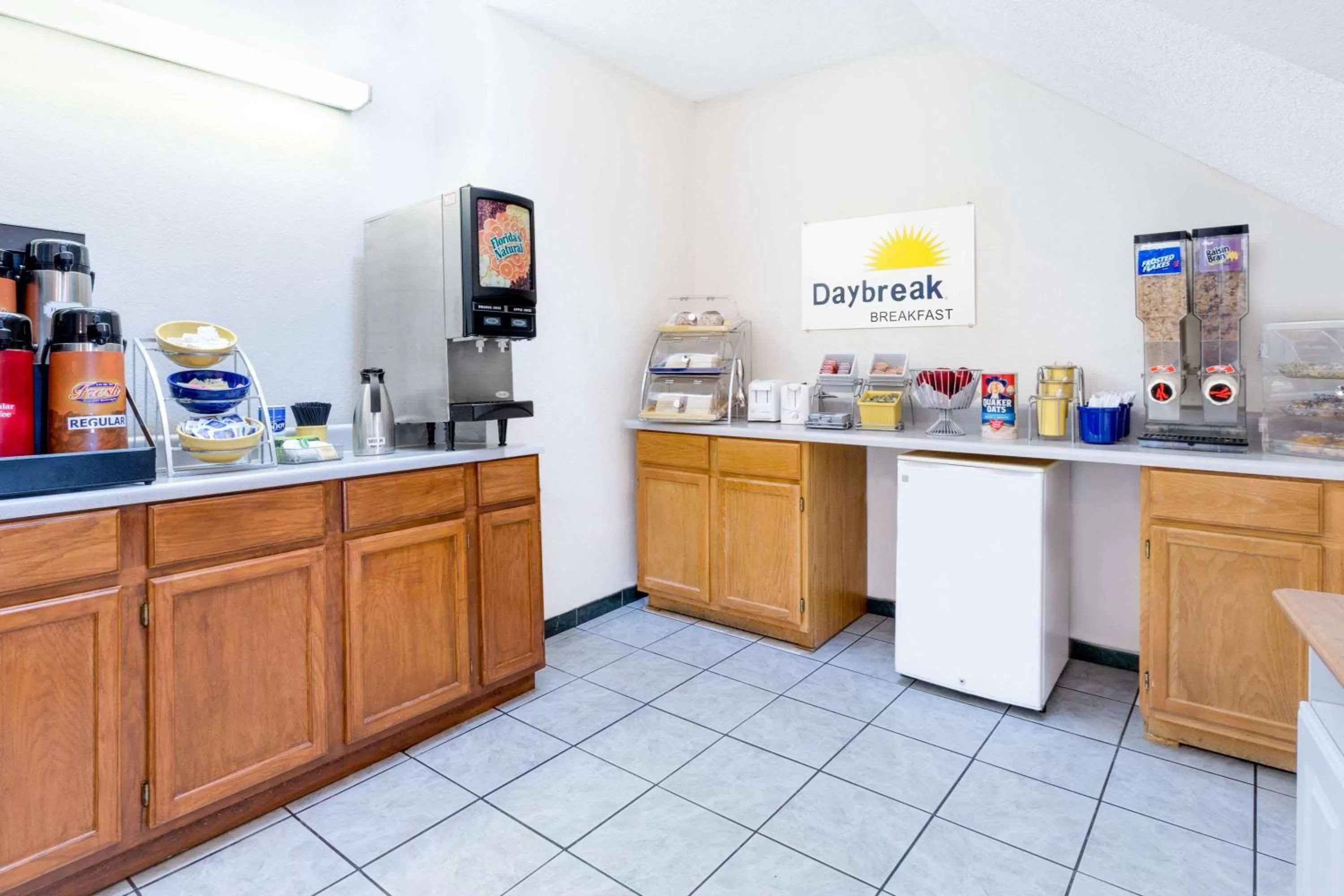 Restaurant/places to eat in Days Inn by Wyndham Concordia