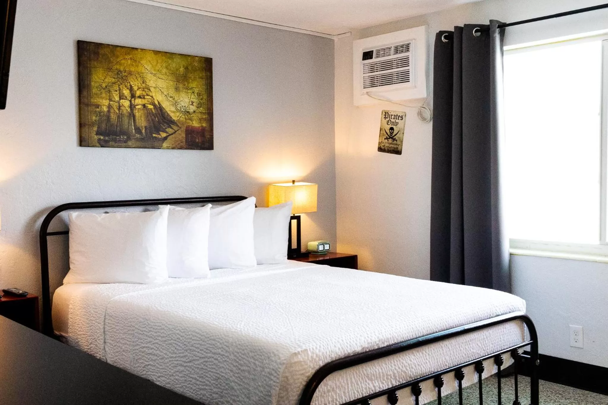 Bed in Sea Jay Motel and Marina