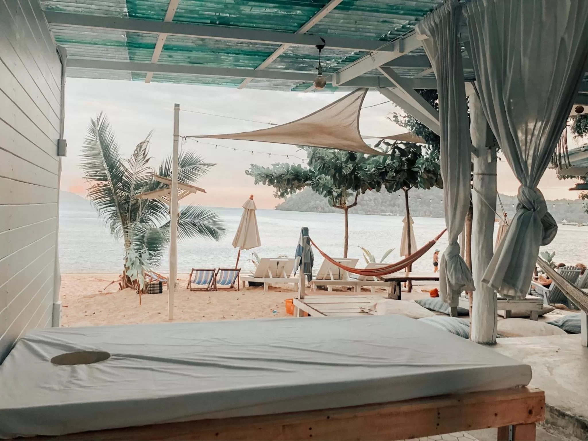 Day in Indie Beach Bungalows