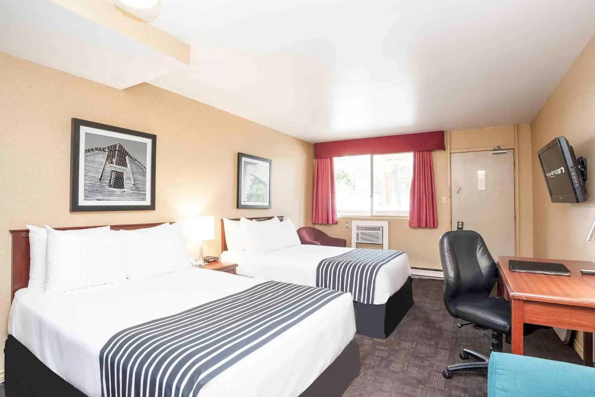 Standard Room, 2 Double Beds in Sandman Inn Princeton Standard Room, 2 Double Beds in Sandman Inn Princeton