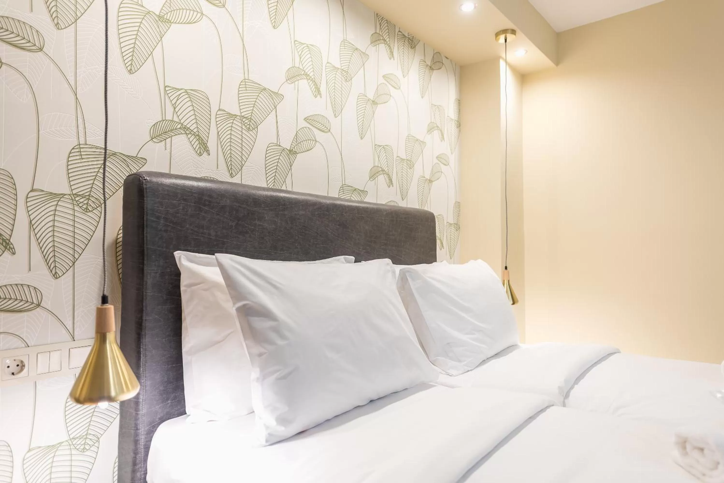 Bed in Athens Lights