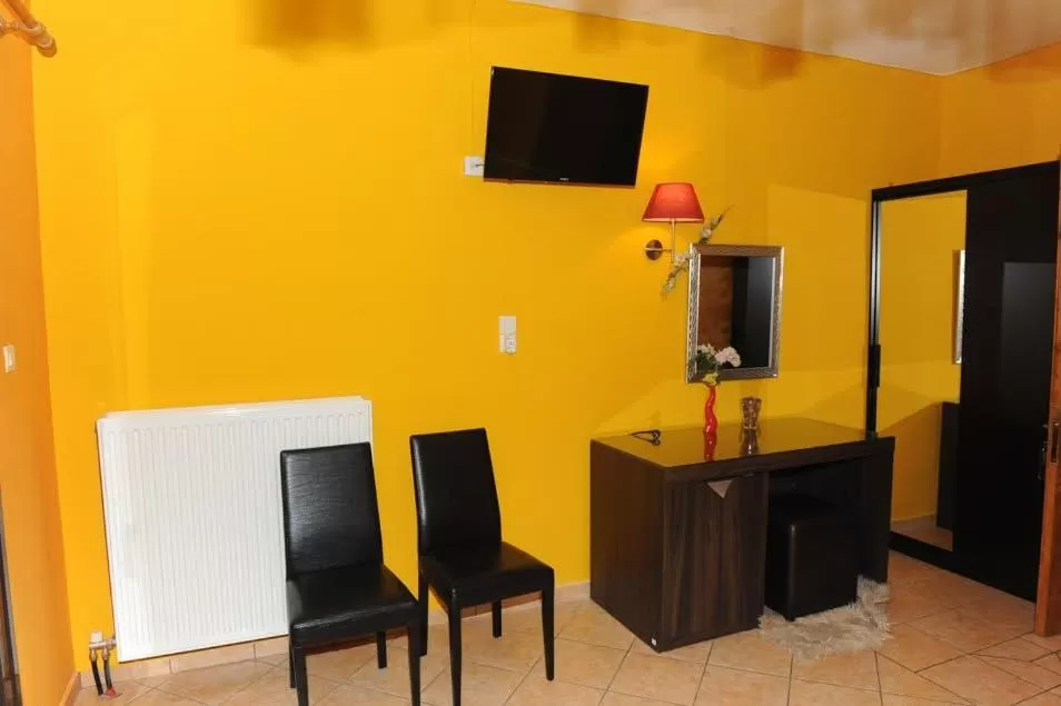 Photo of the whole room in Hani Zemenou