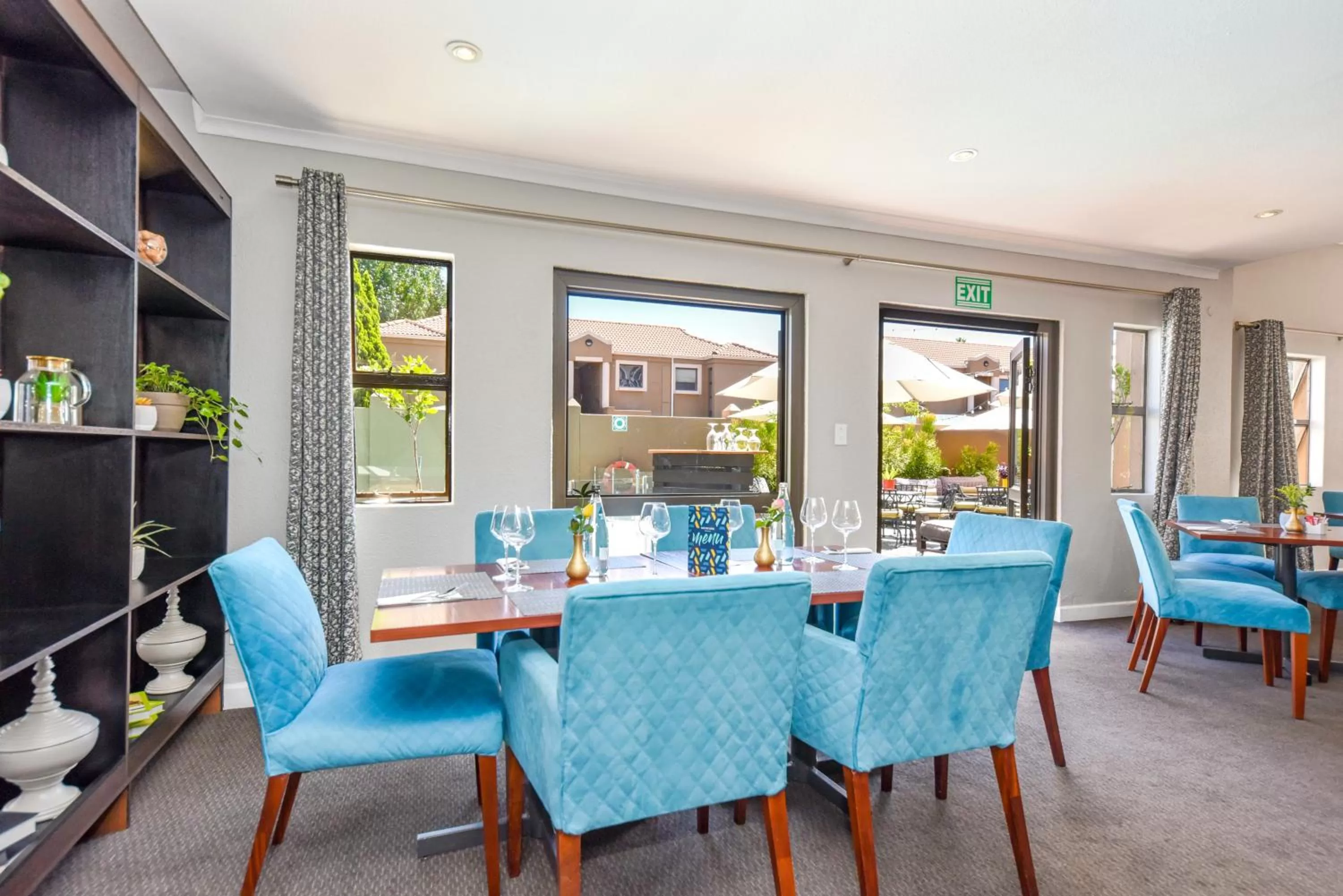 Restaurant/places to eat in Mercure Hotel Bedfordview