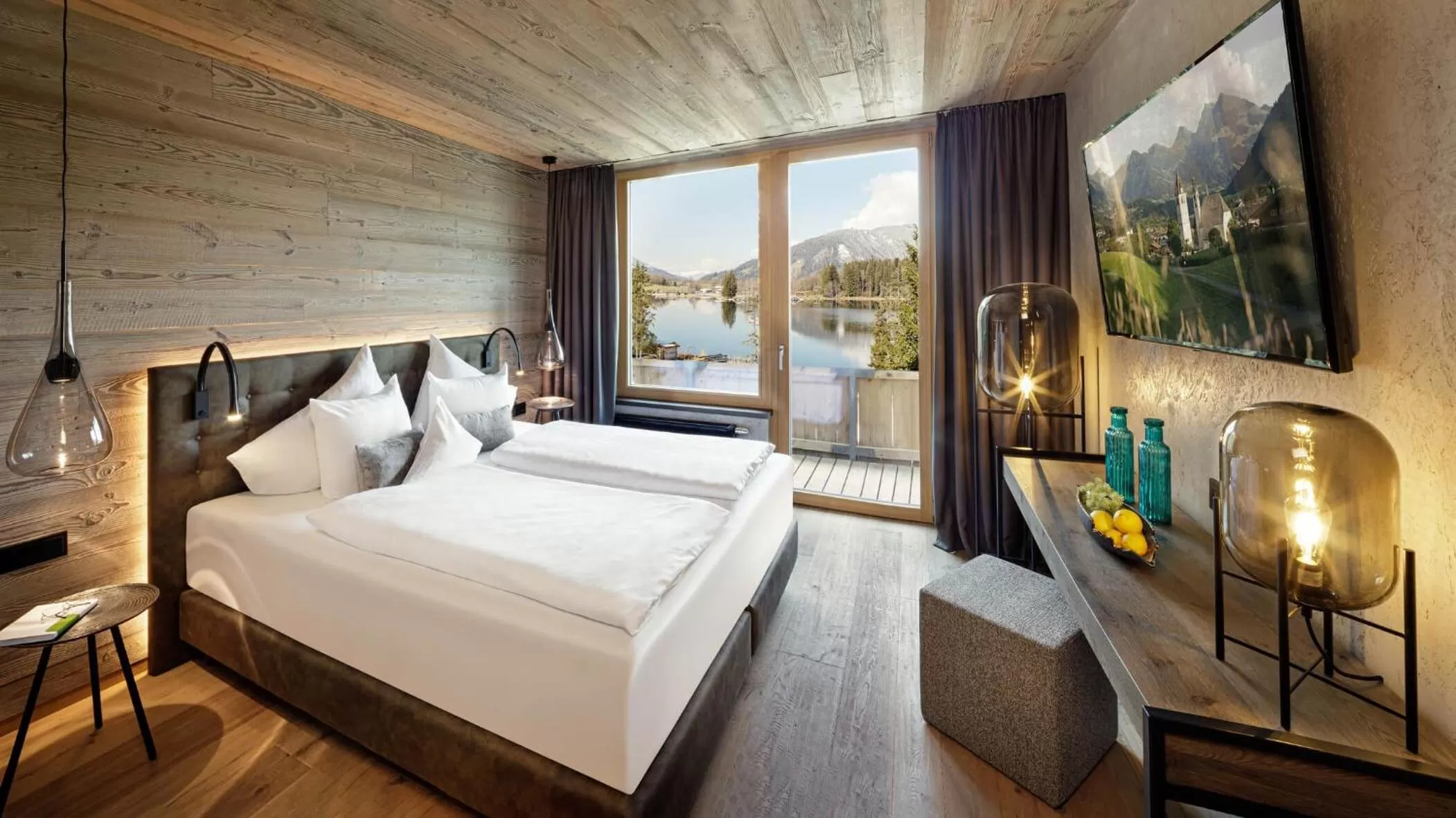 Standard Double Room in Alpenhotel Kitzbühel am Schwarzsee - 4 Sterne Superior