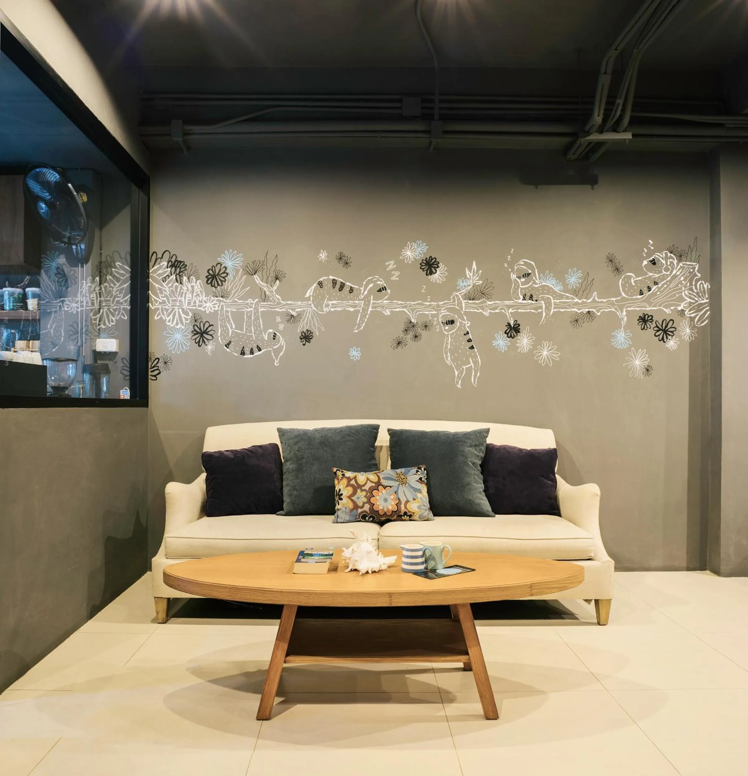 Lobby or reception in TIRAS Patong Beach Hotel