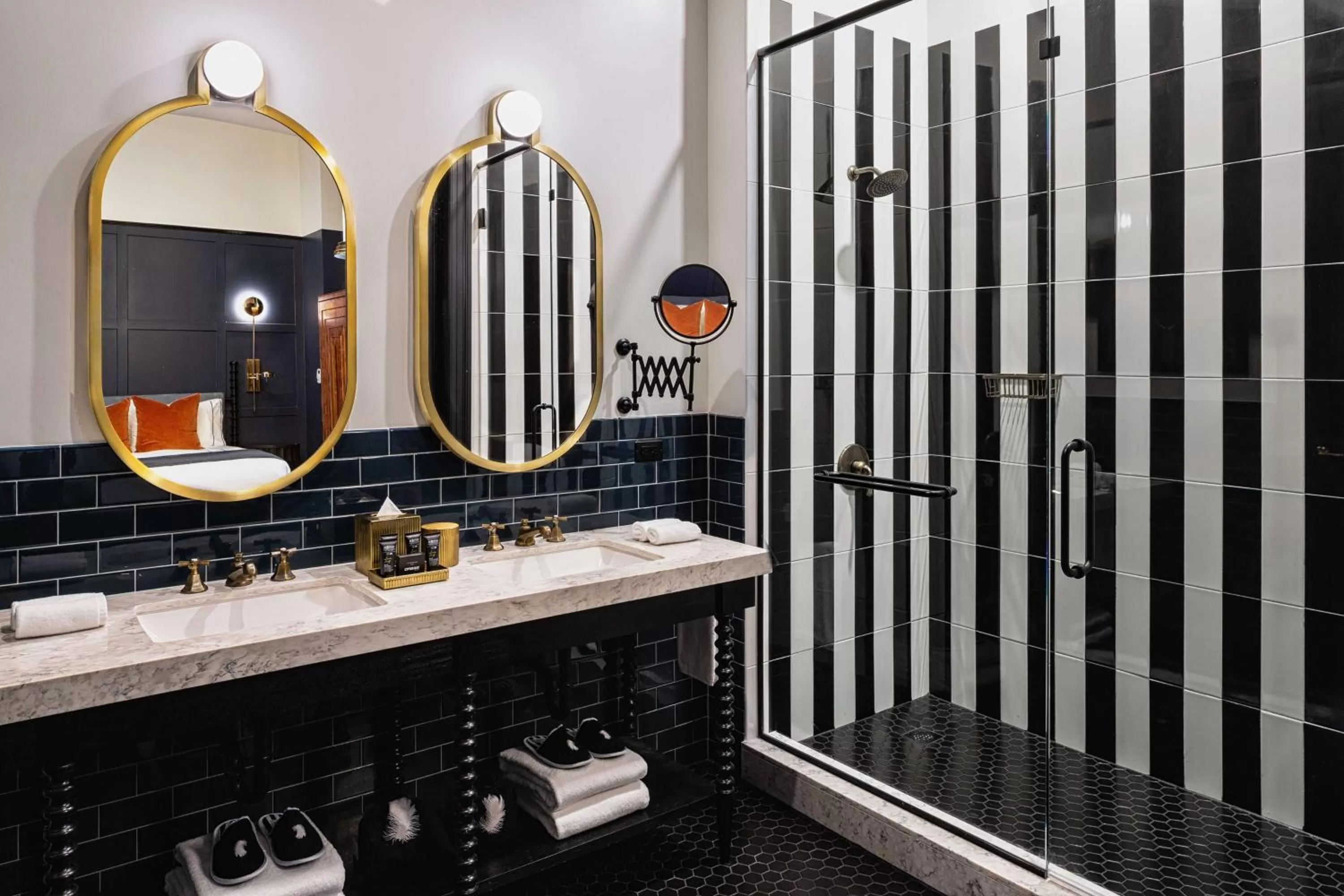 Bathroom in Dream Nashville, by Hyatt