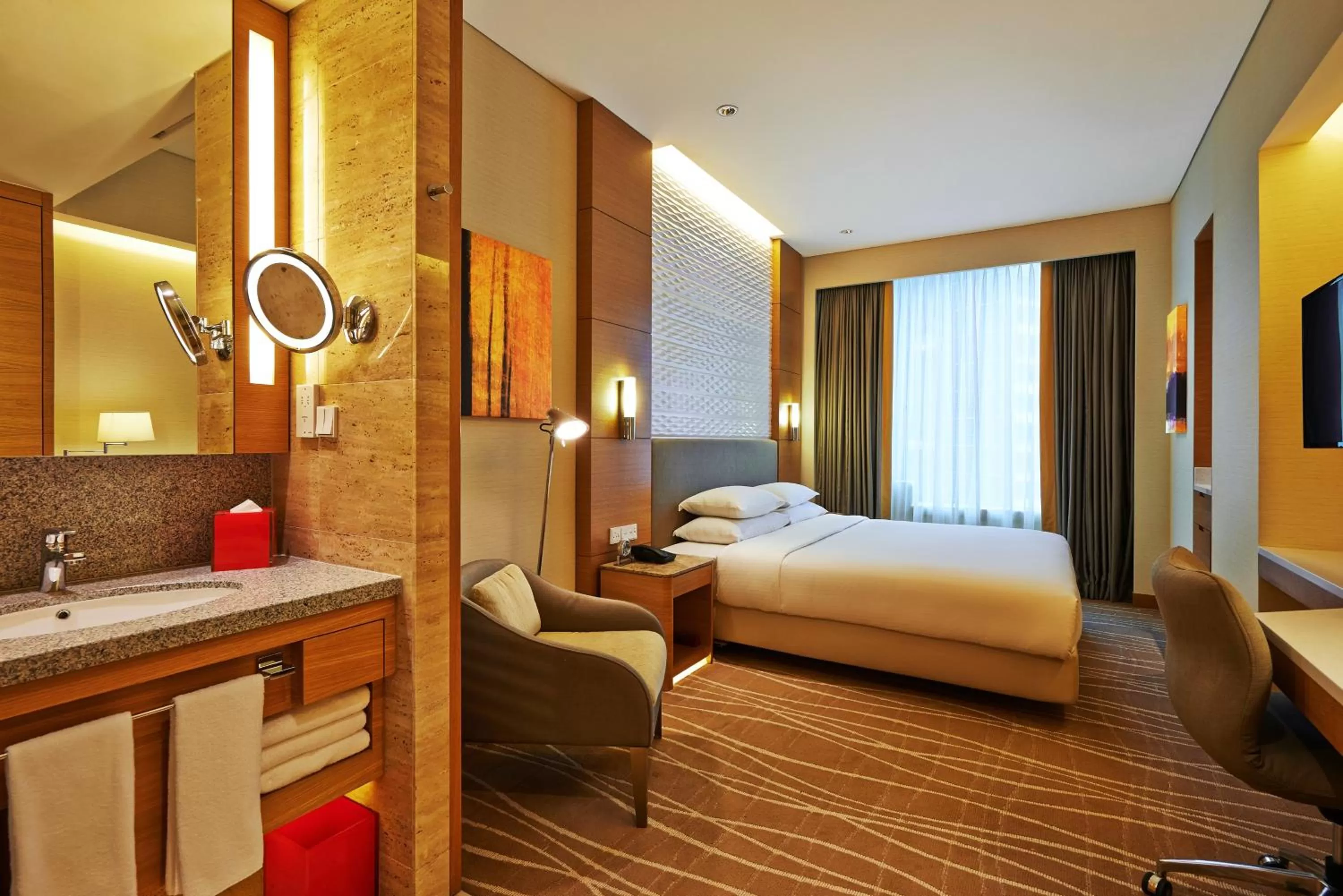 Photo of the whole room, Bed in JEN Singapore Orchardgateway by Shangri-La