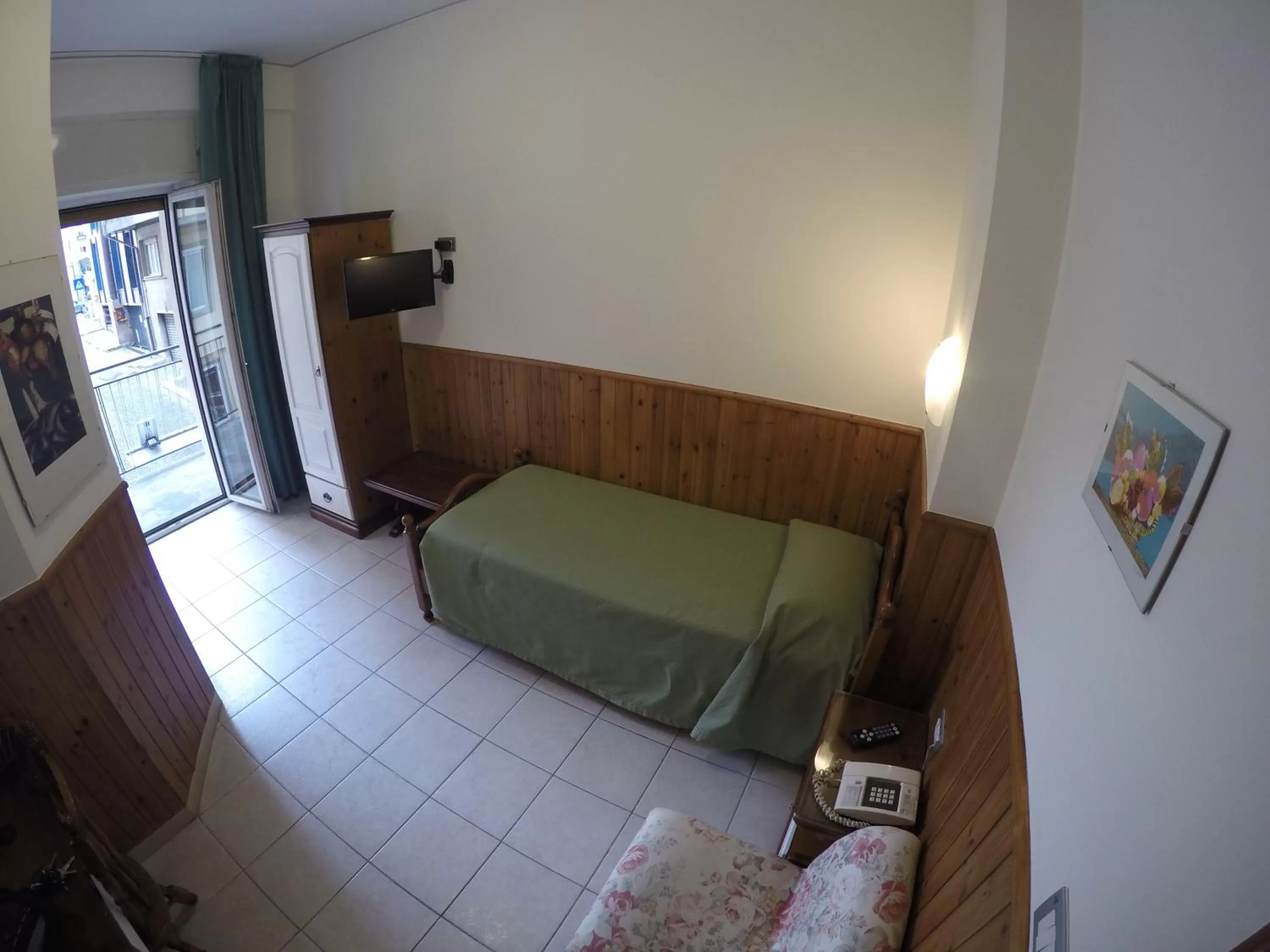 Photo of the whole room, Bed in Tourist Hotel