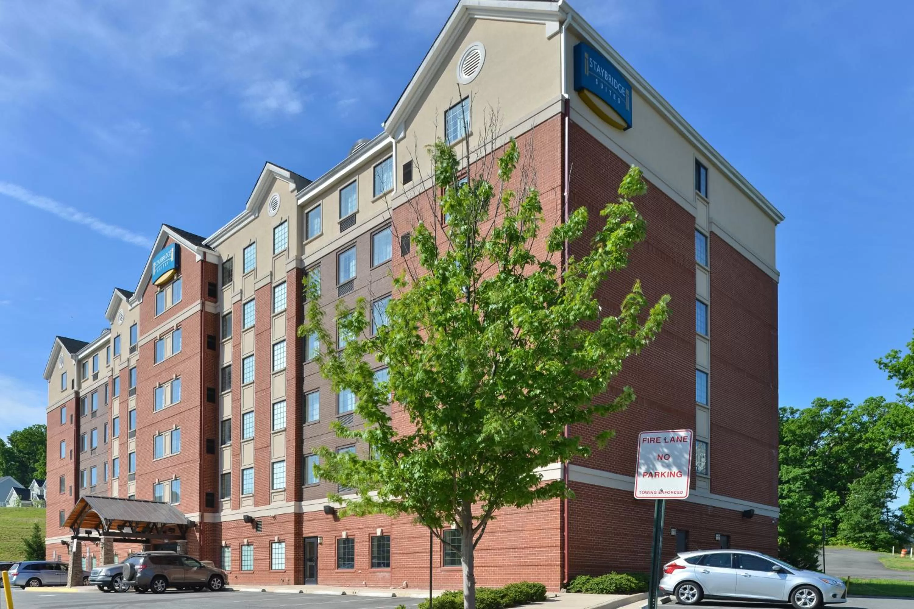 Property building in Staybridge Suites Quantico-Stafford by IHG