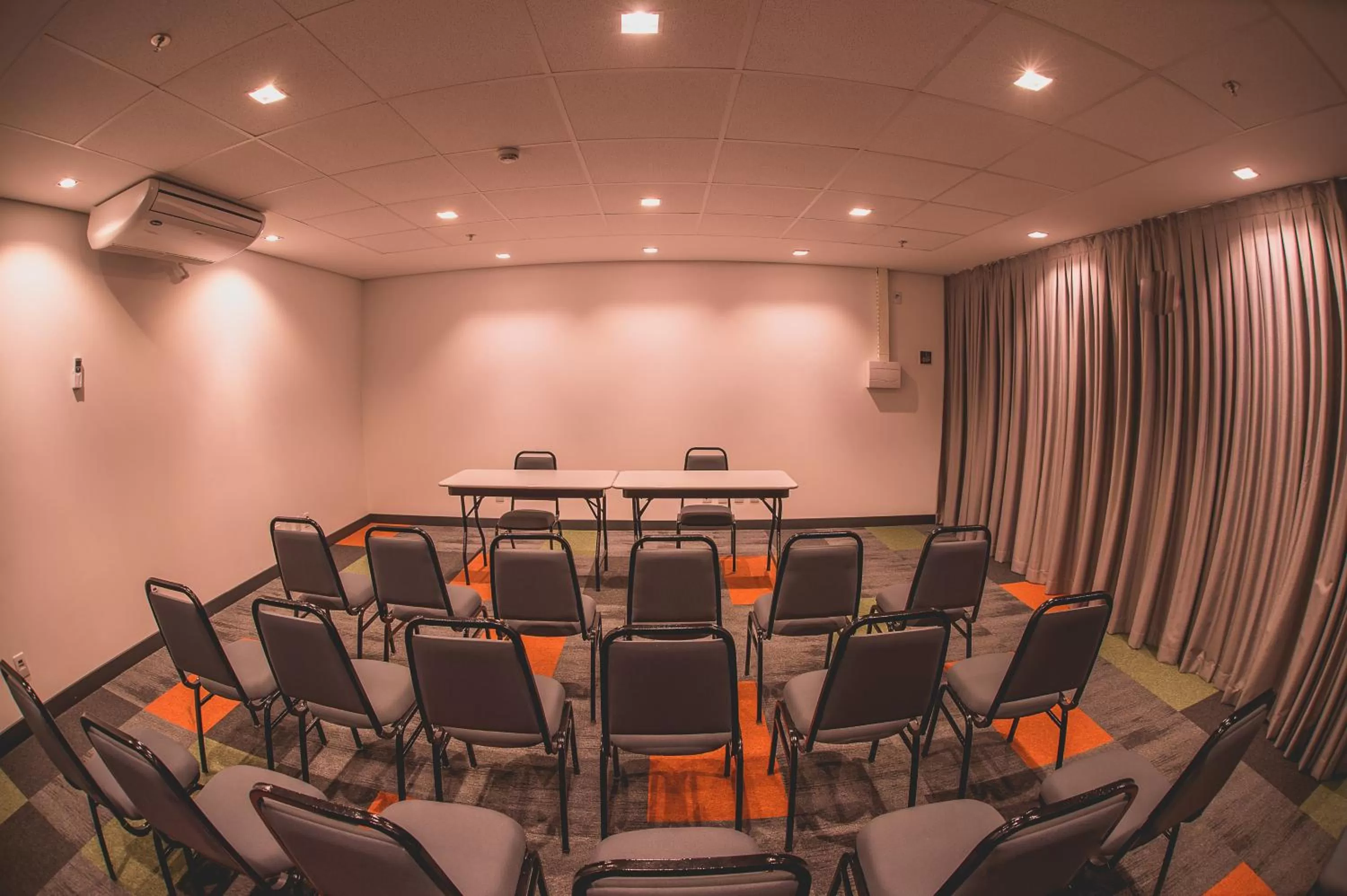 Meeting/conference room in ibis Carlos Barbosa