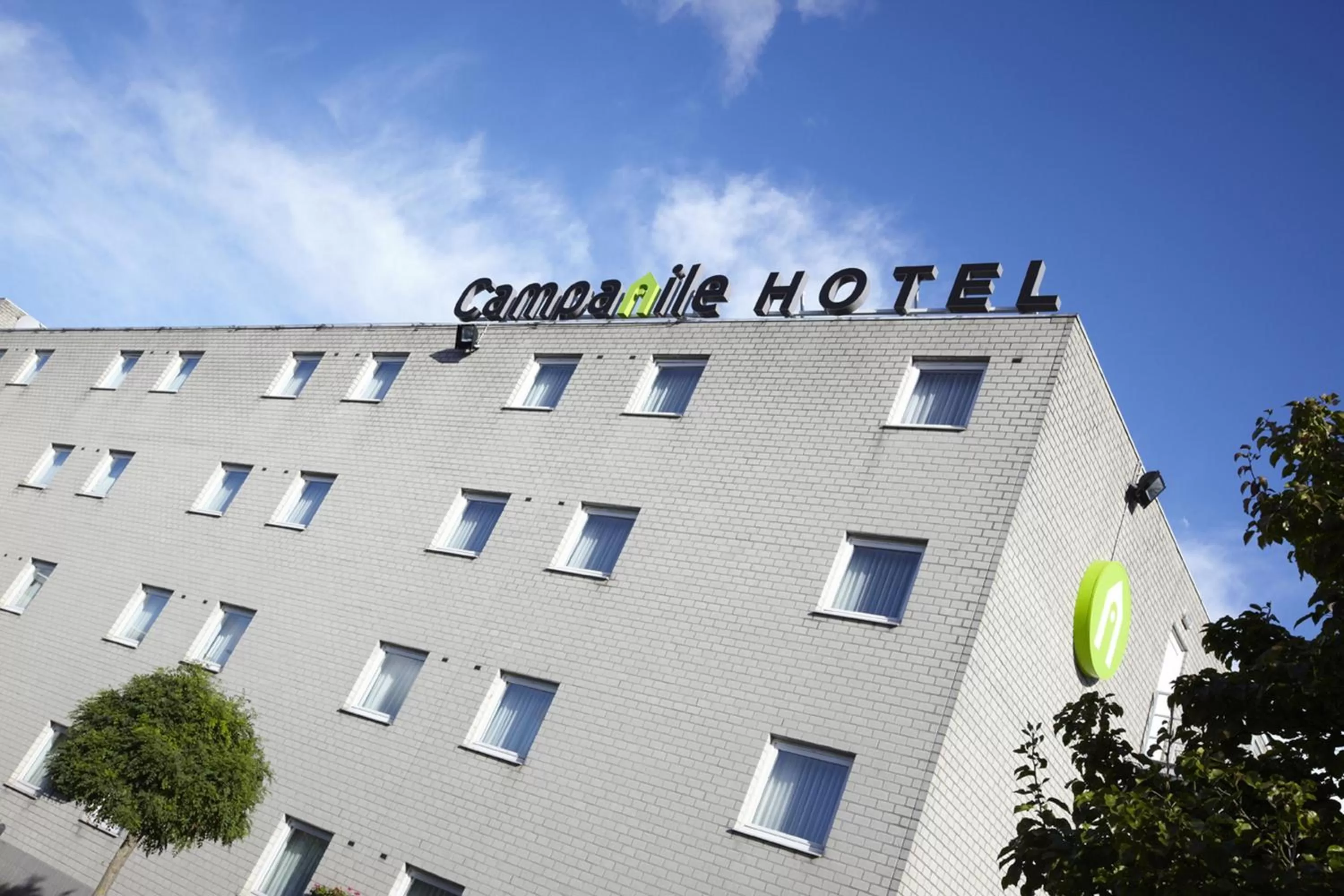 Property building in Campanile Hotel & Restaurant Brussels Vilvoorde