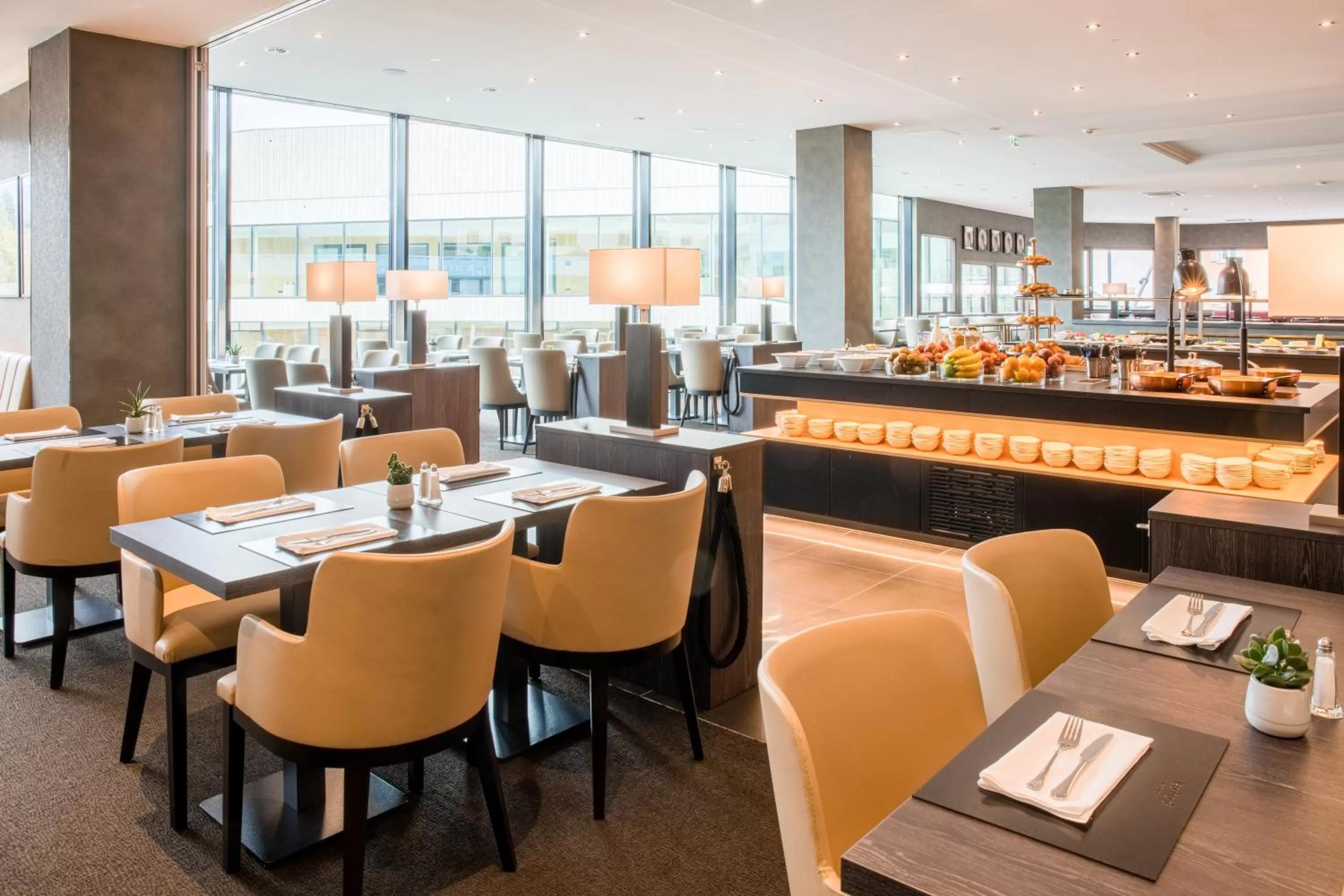 Restaurant/places to eat in Best Western Premier Central Hotel Leonhard